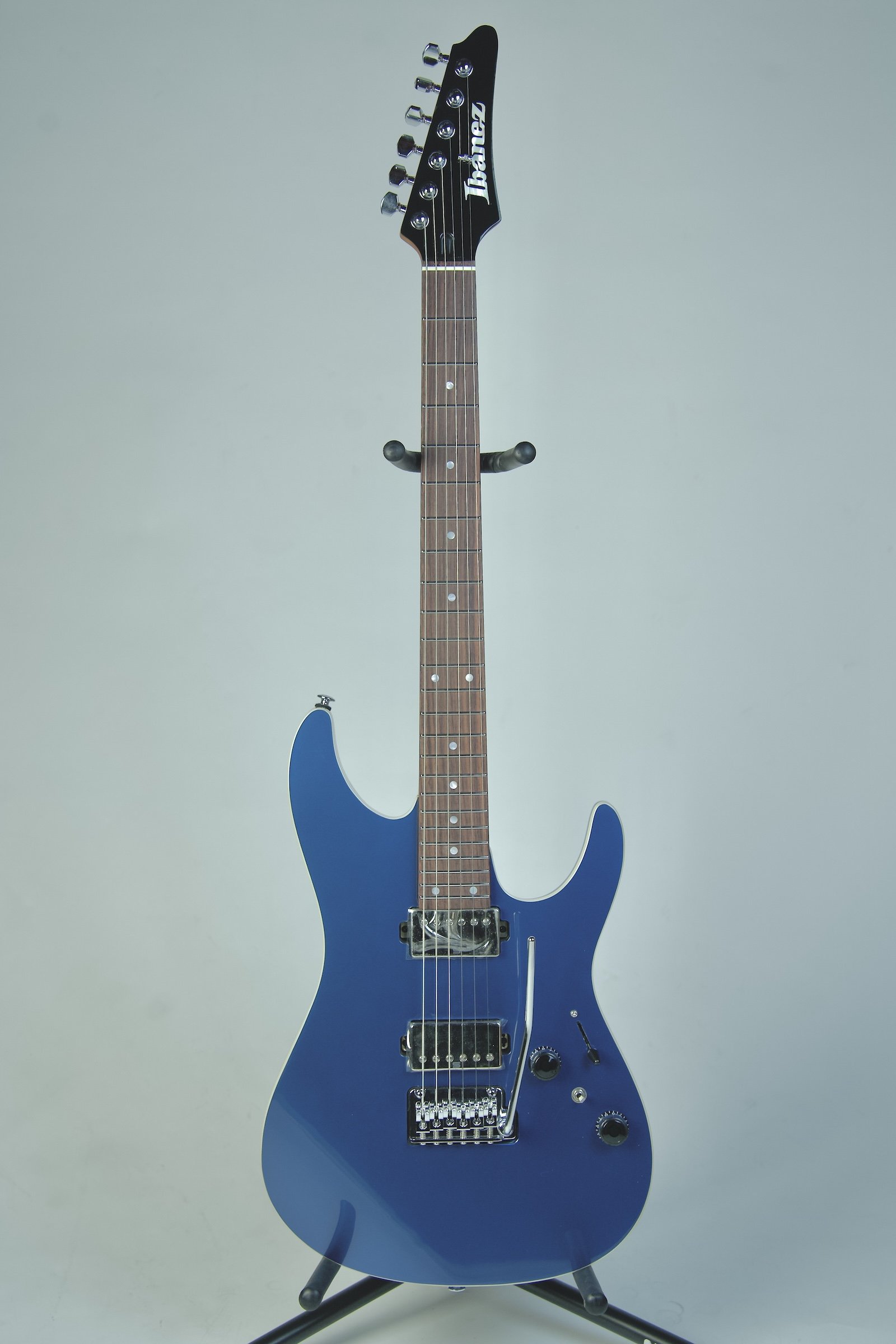 Ibanez Premioum AZ42P1 Electric Guitar Prussian Blue Metallic1.jpeg
