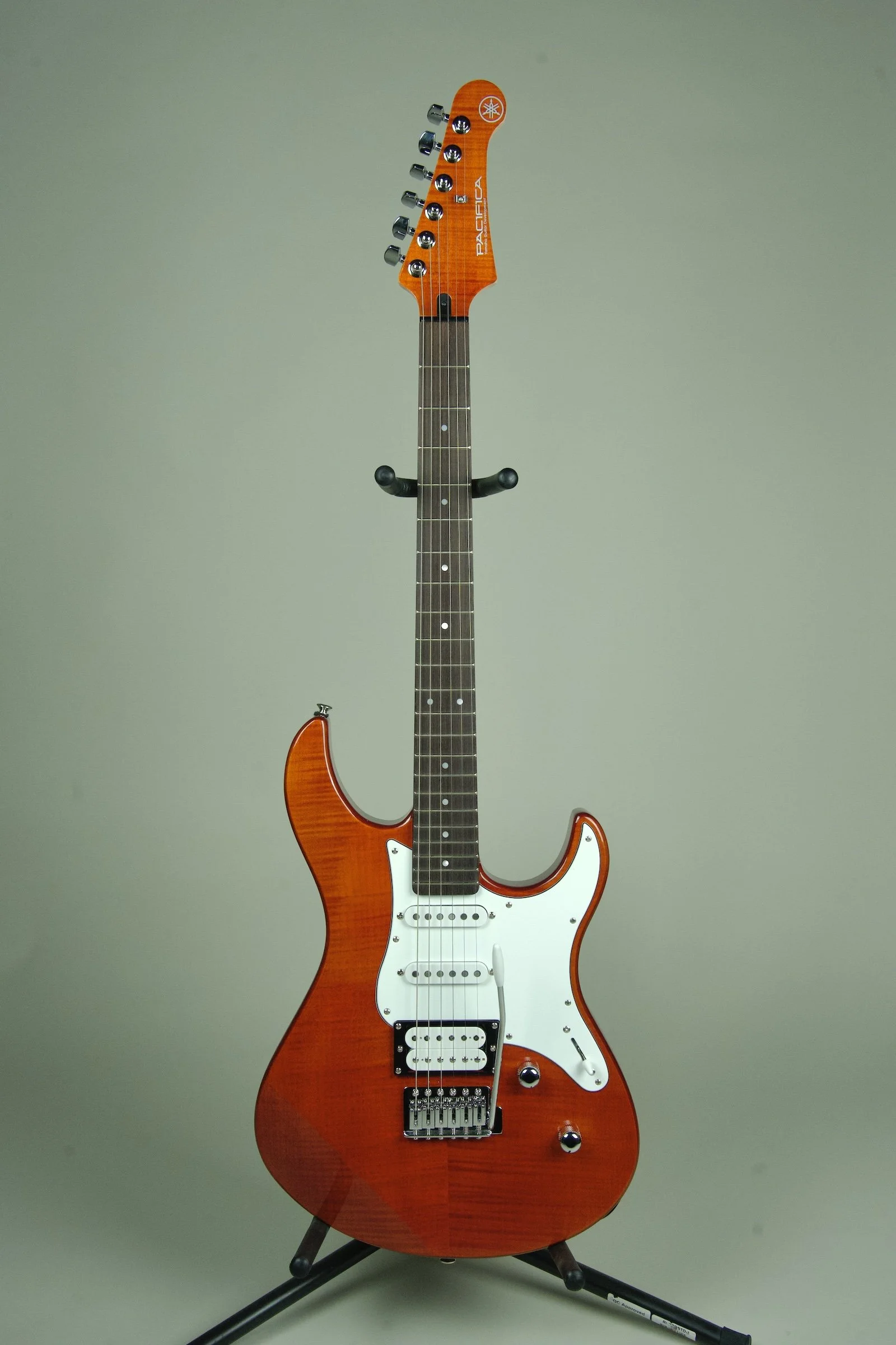 Yamaha PAC212VFM PACIFICA ELECTRIC GUITAR - Caramel Brown1.jpeg