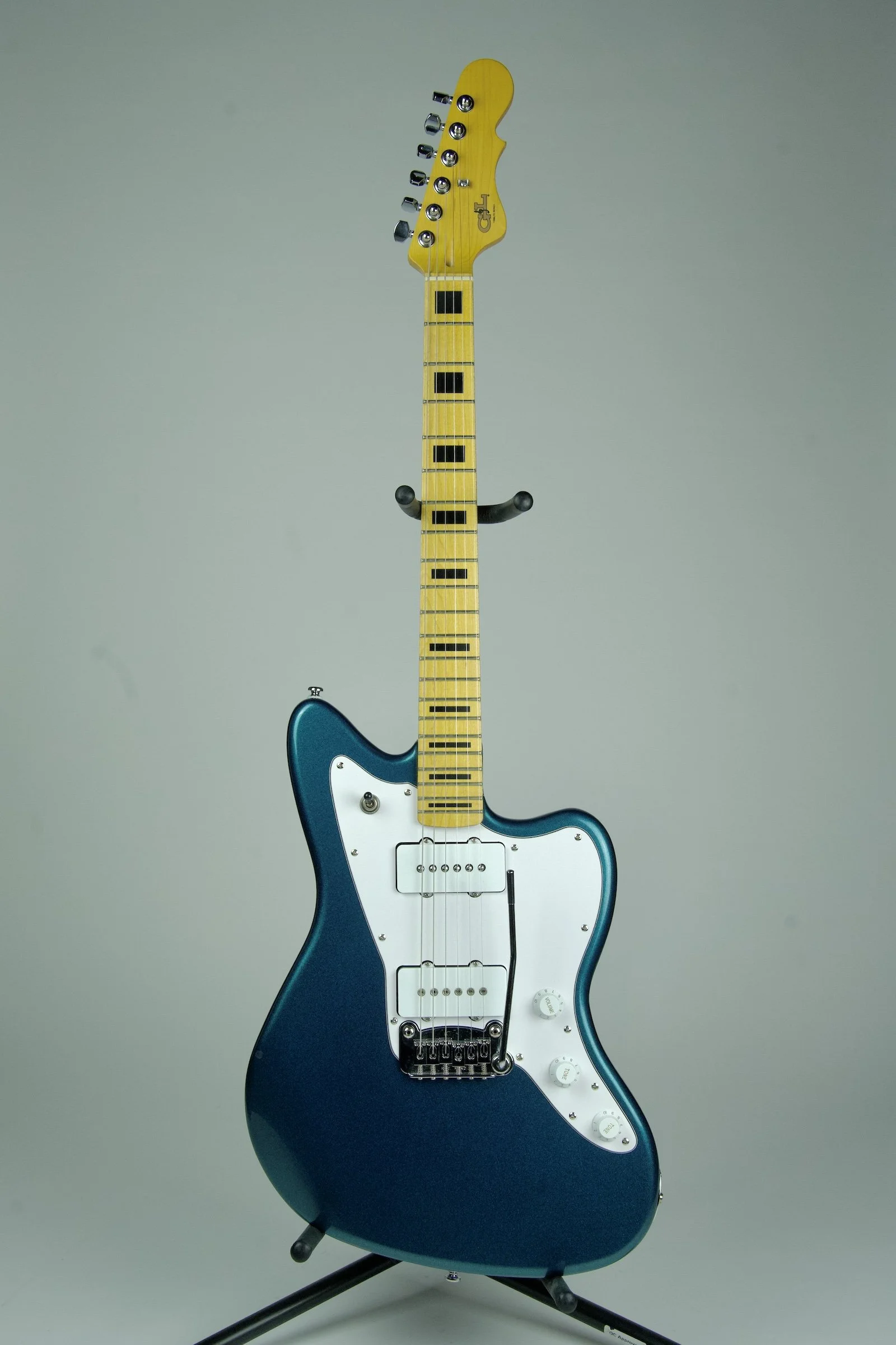 G&L Tribute Doheny Electric Guitar - Emerald Blue Metallic1.jpeg