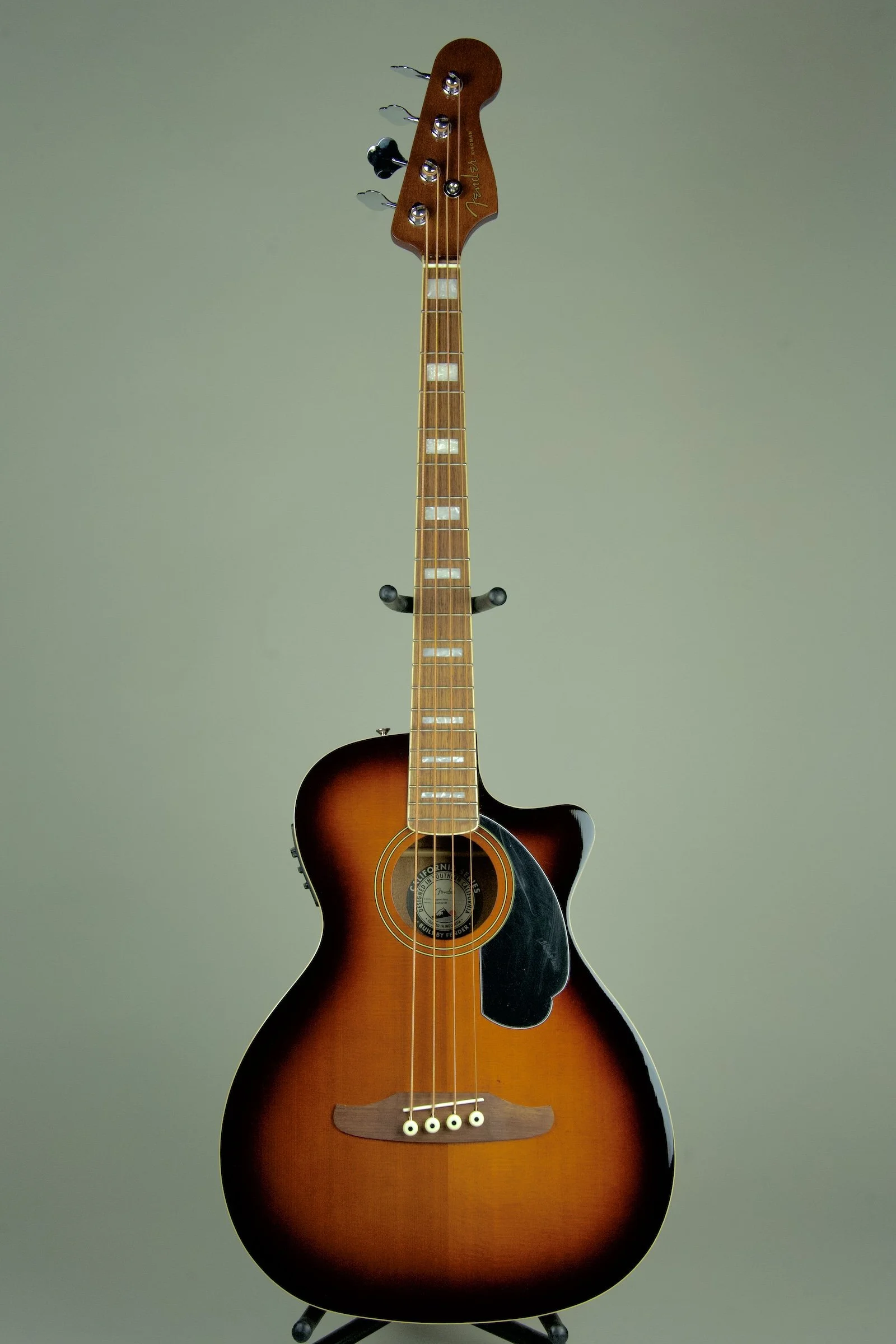 Fender Kingman Acoustic Bass Guitar - Shaded Edge Burst1.jpeg