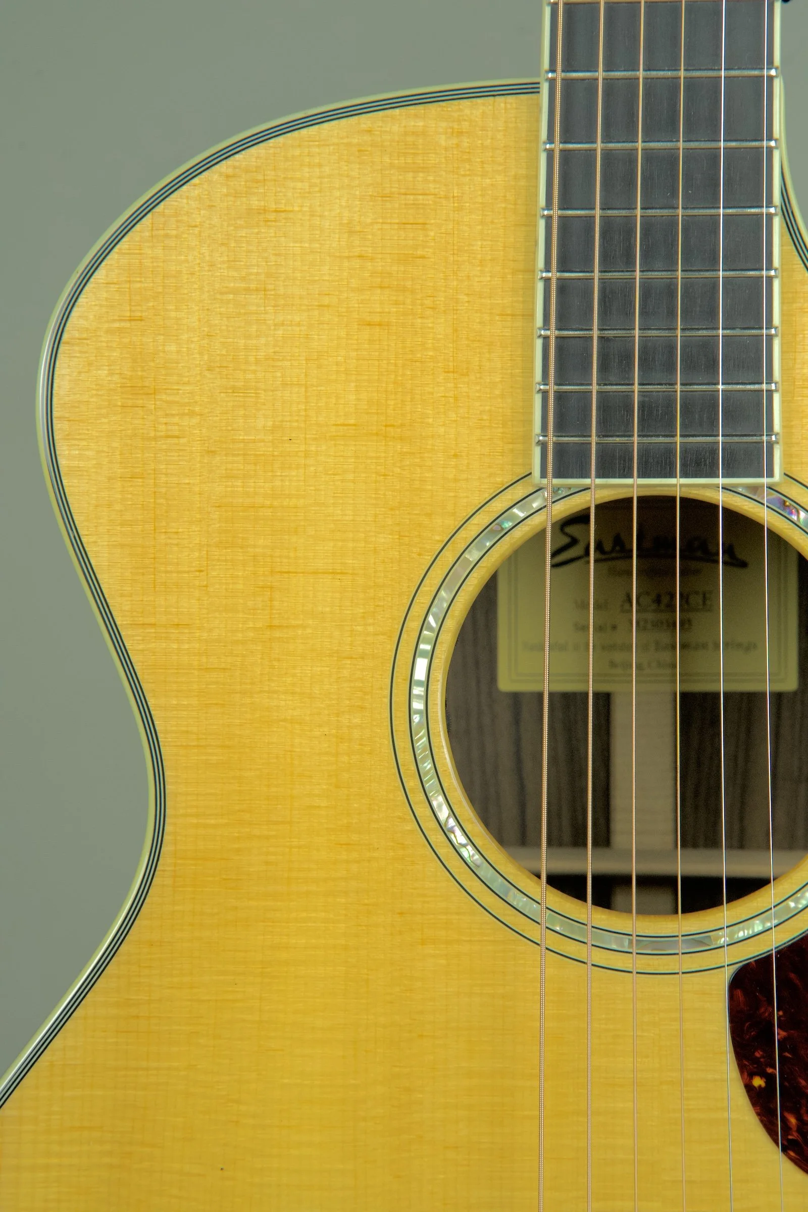Used Eastman AC422CE Acoustic Electric Guitar4.jpeg