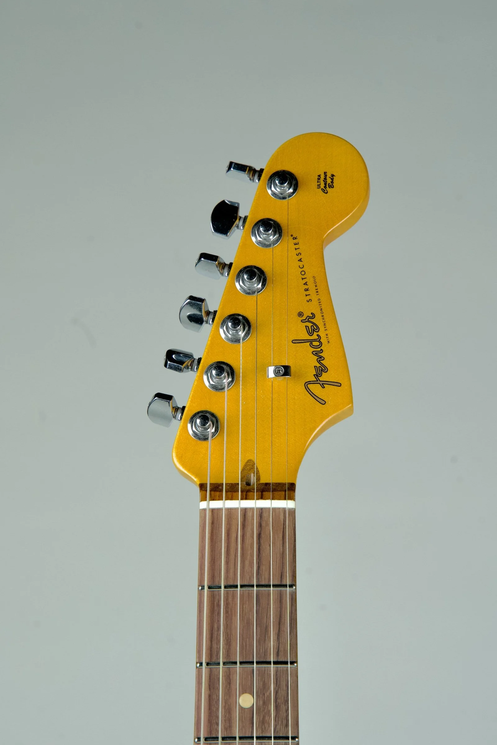 Fender American Ultra Luxe Vintage 60s Stratocaster - Surf Green3.jpeg