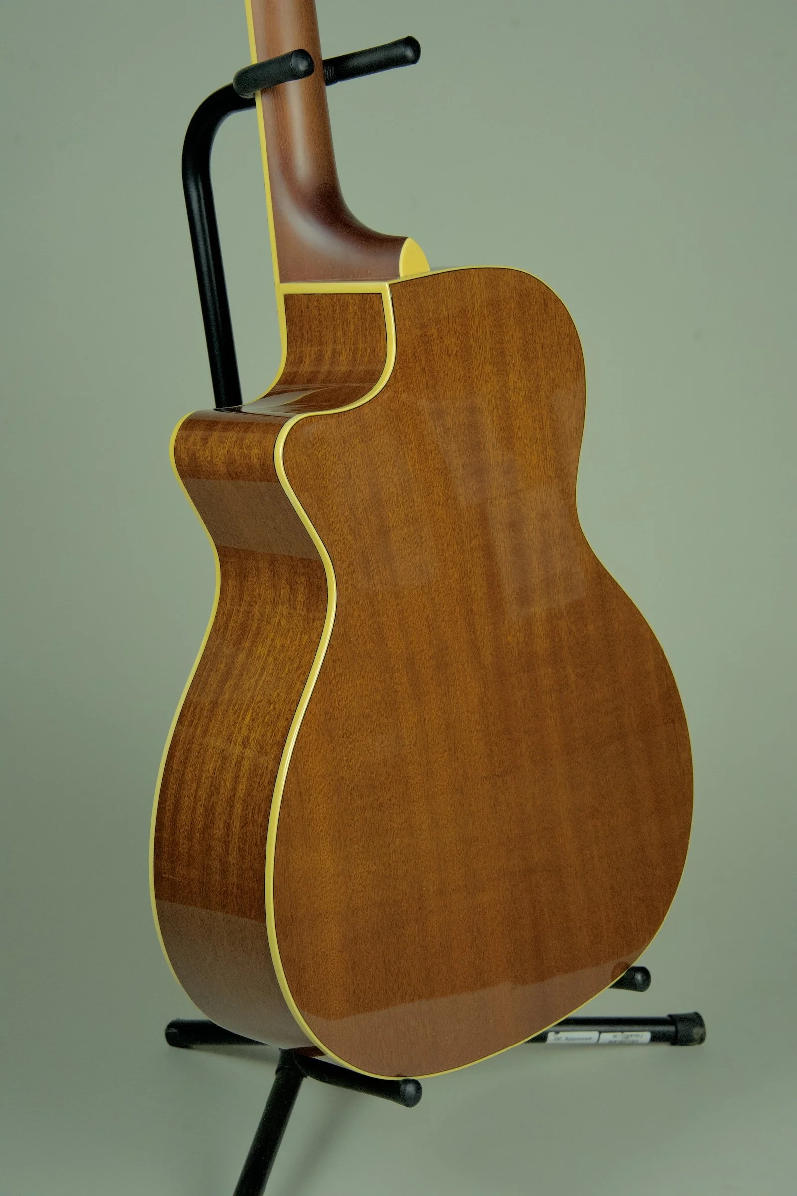 Fender Kingman Acoustic Bass Guitar - Shaded Edge Burst17.jpeg