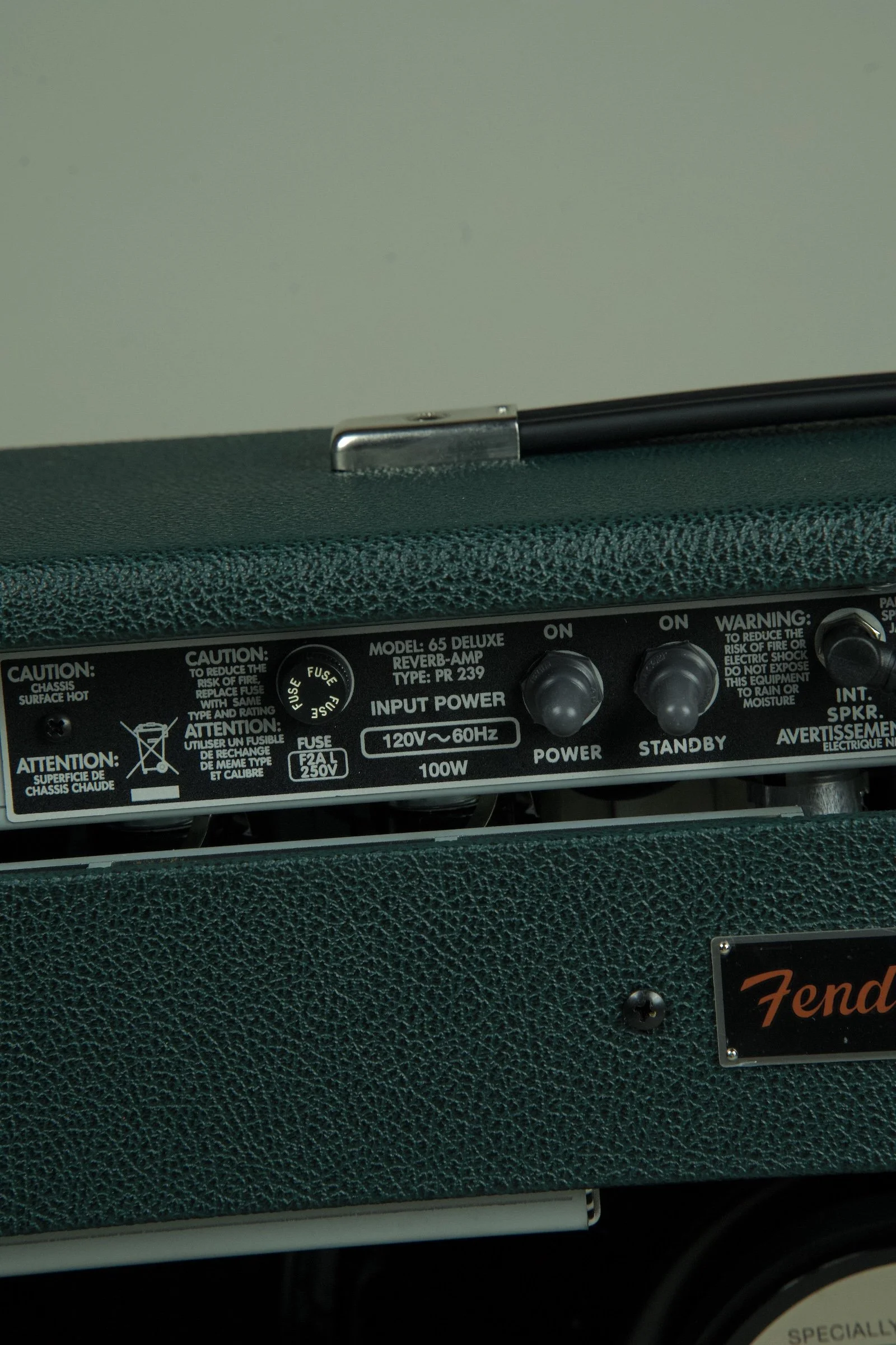 Fender Limited Edition Deluxe Reverb Amplifier - British Racing Green15.jpeg