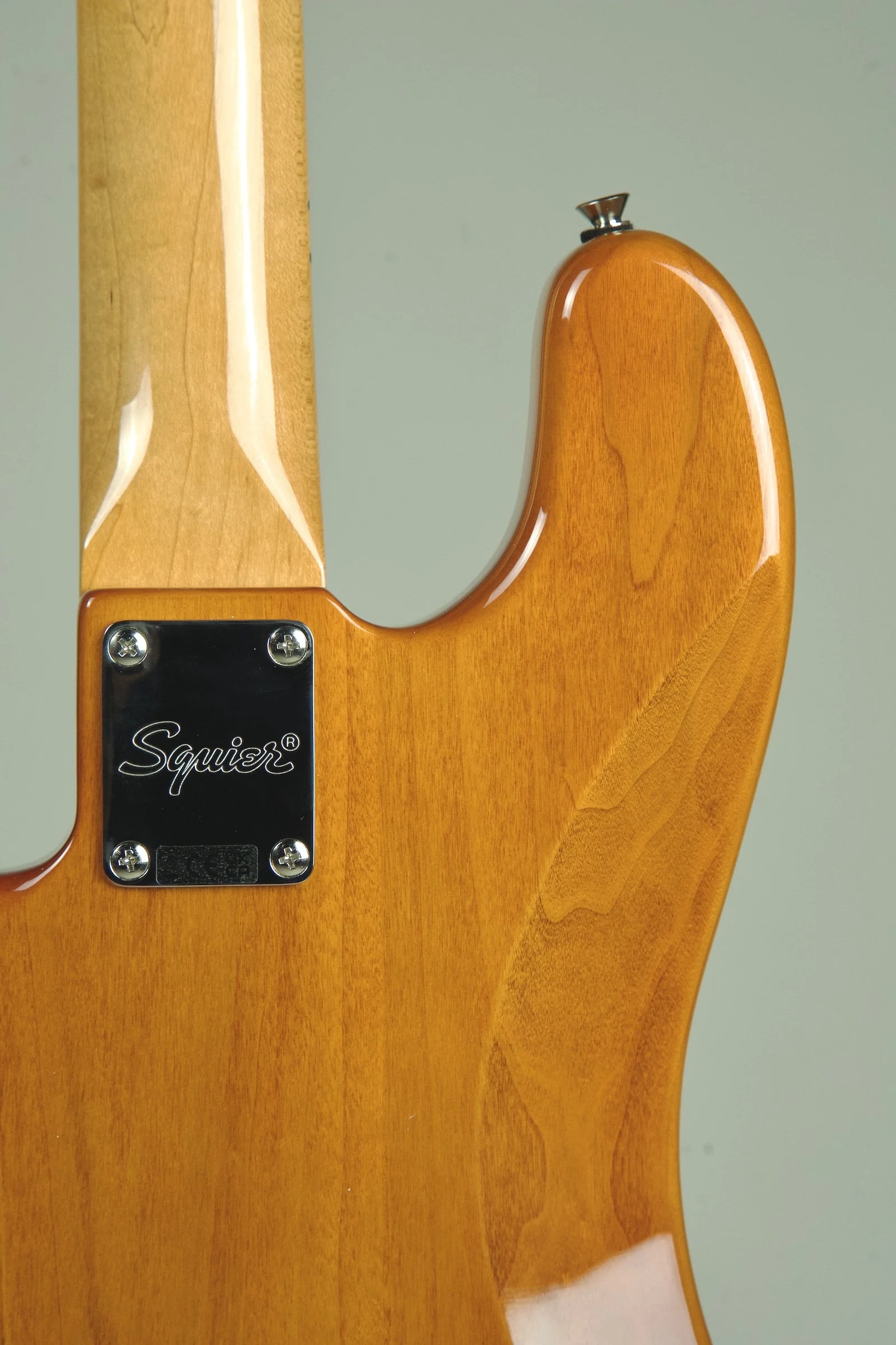 Squier Classic Vibe Telecaster Bass Guitar11.jpeg