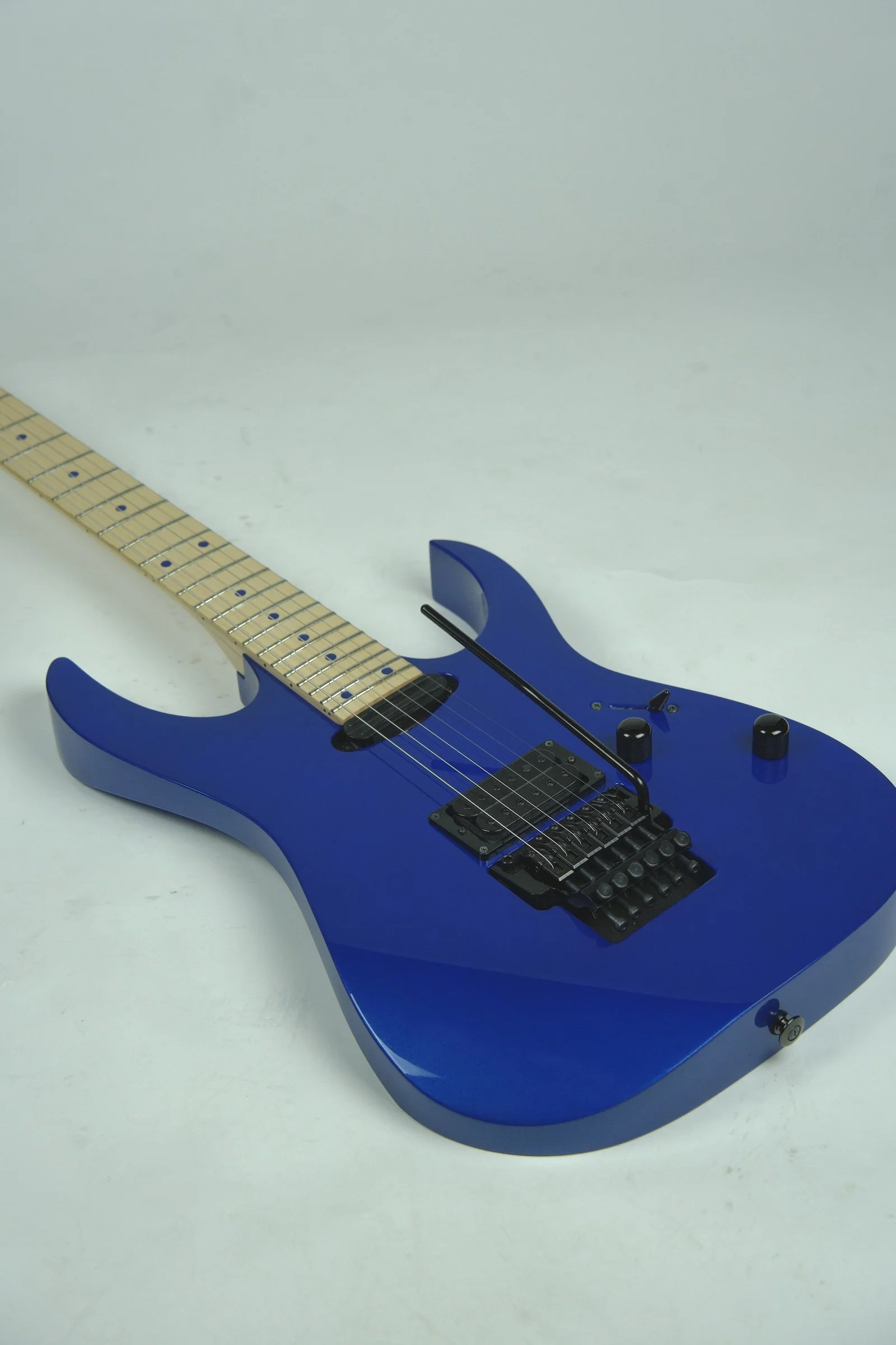Used Ibanez Genesis RG-565R Limited Edition Electric Guitar - Lazer Blue19.jpeg