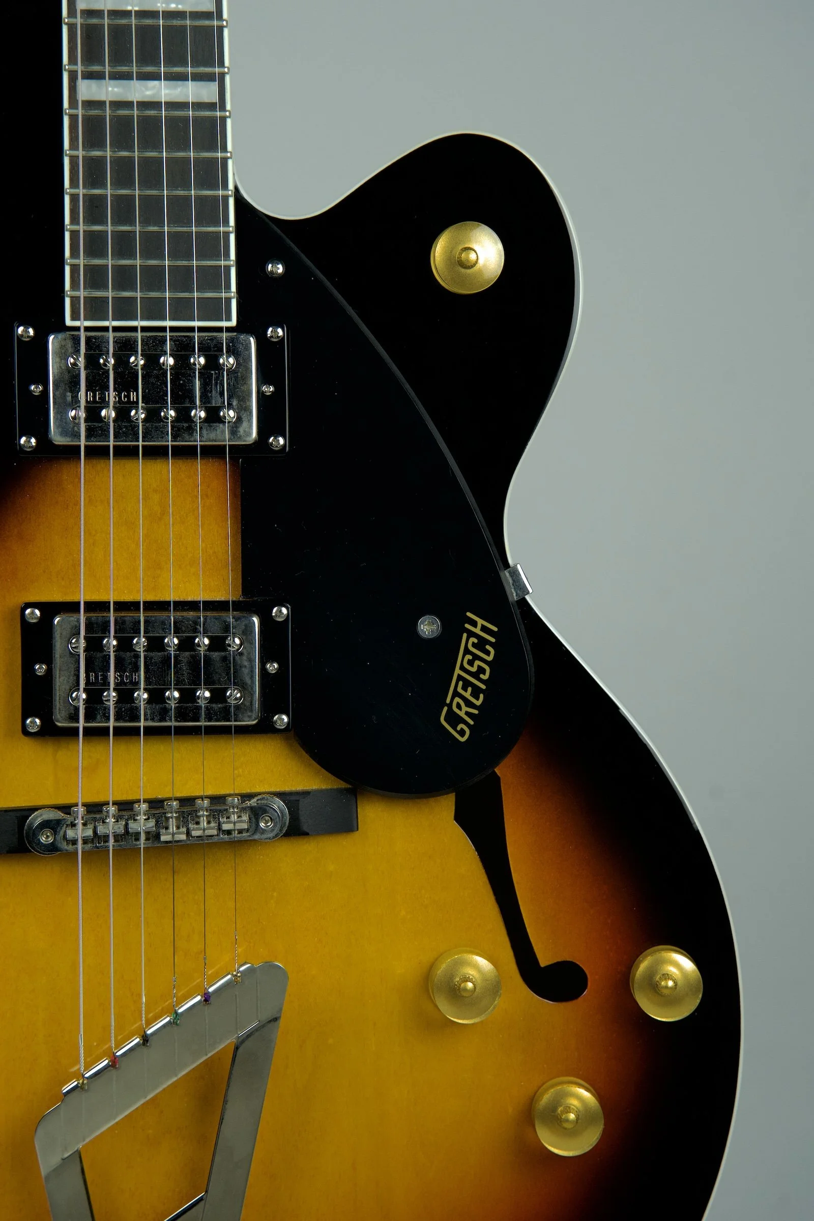 Used Gretsch Streamliner G2420 Tobacco Sunburst Semi-Hollowbody Electric Guitar 5.jpeg