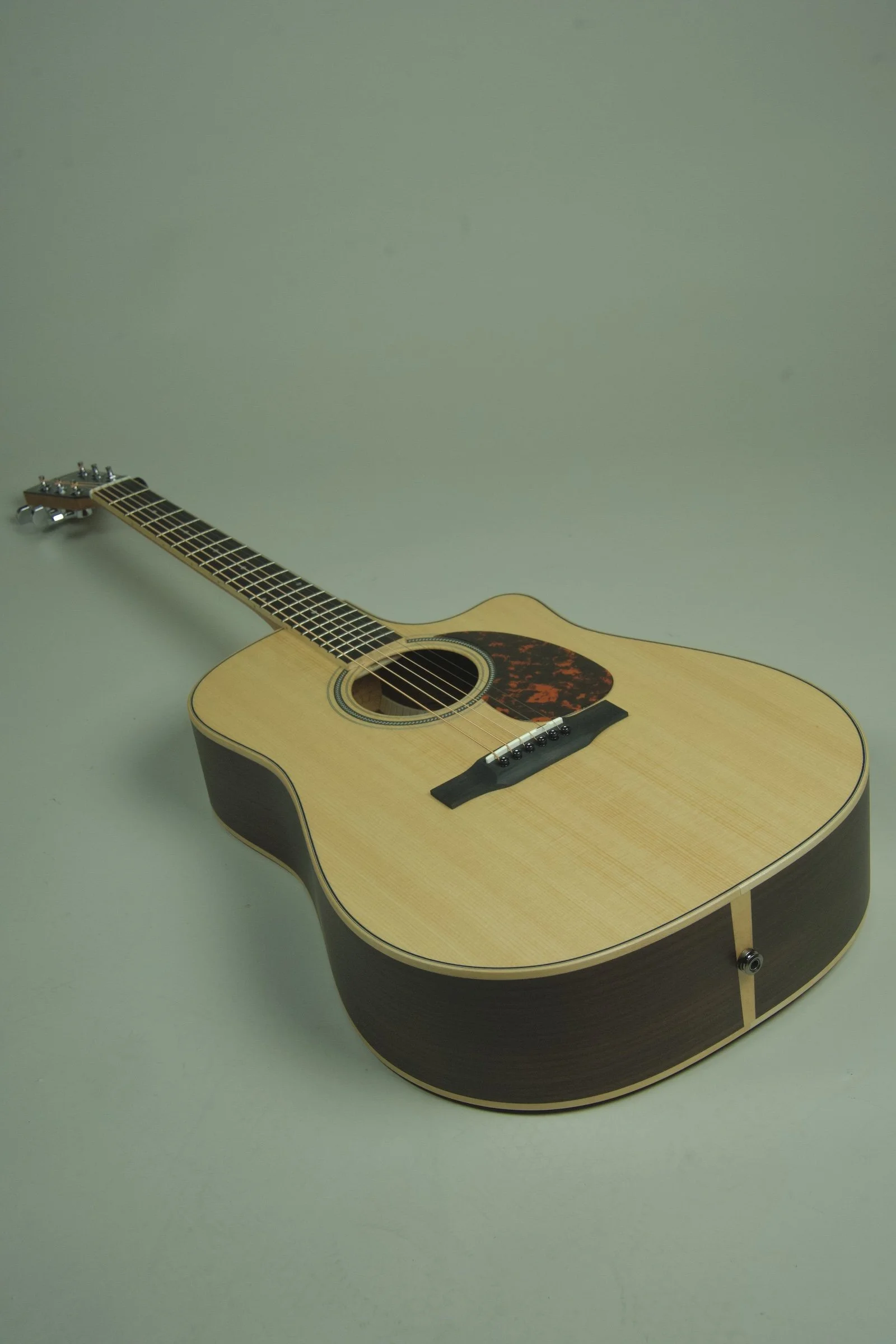 Larrivee DV-03R Acoustic Electric Guitar21.jpeg