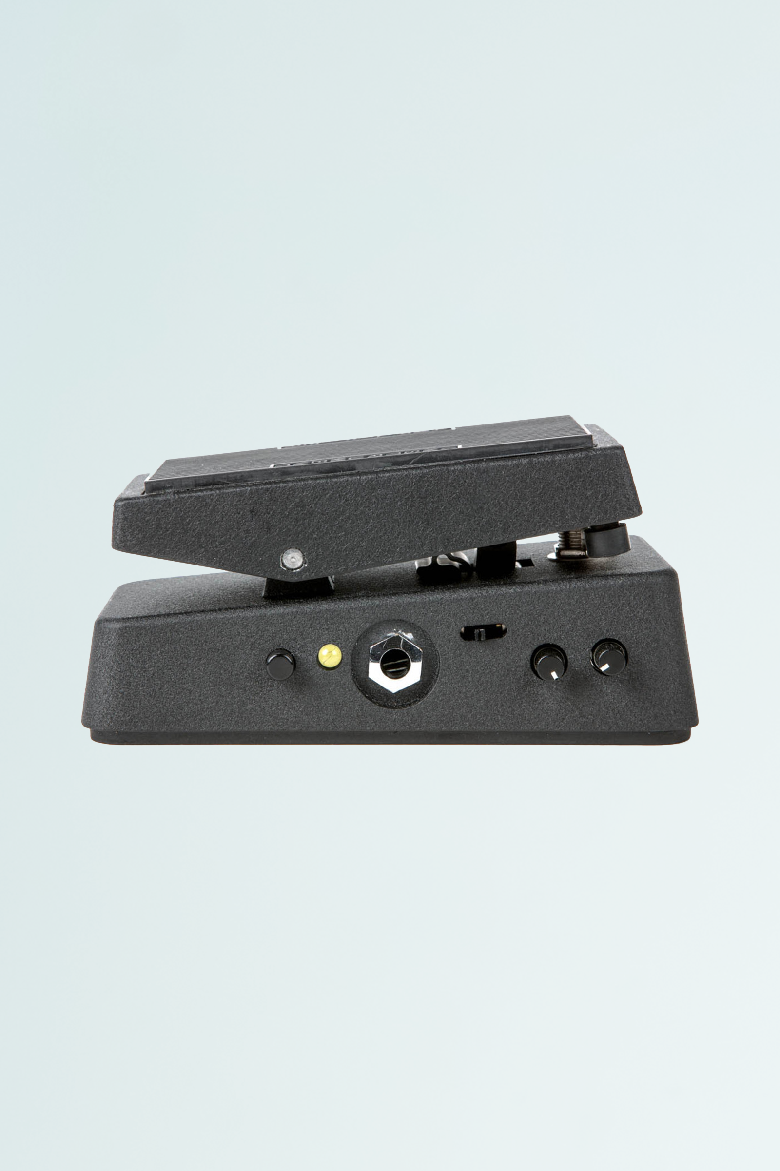 CBM535Q-Dunlop-Cry-Baby-Mini-535Q-Wah-Pedal-DGL_0000s_0001_CBM535Q-MXR-Cry-Baby-Mini-535Q-Wah-Pedal5.png
