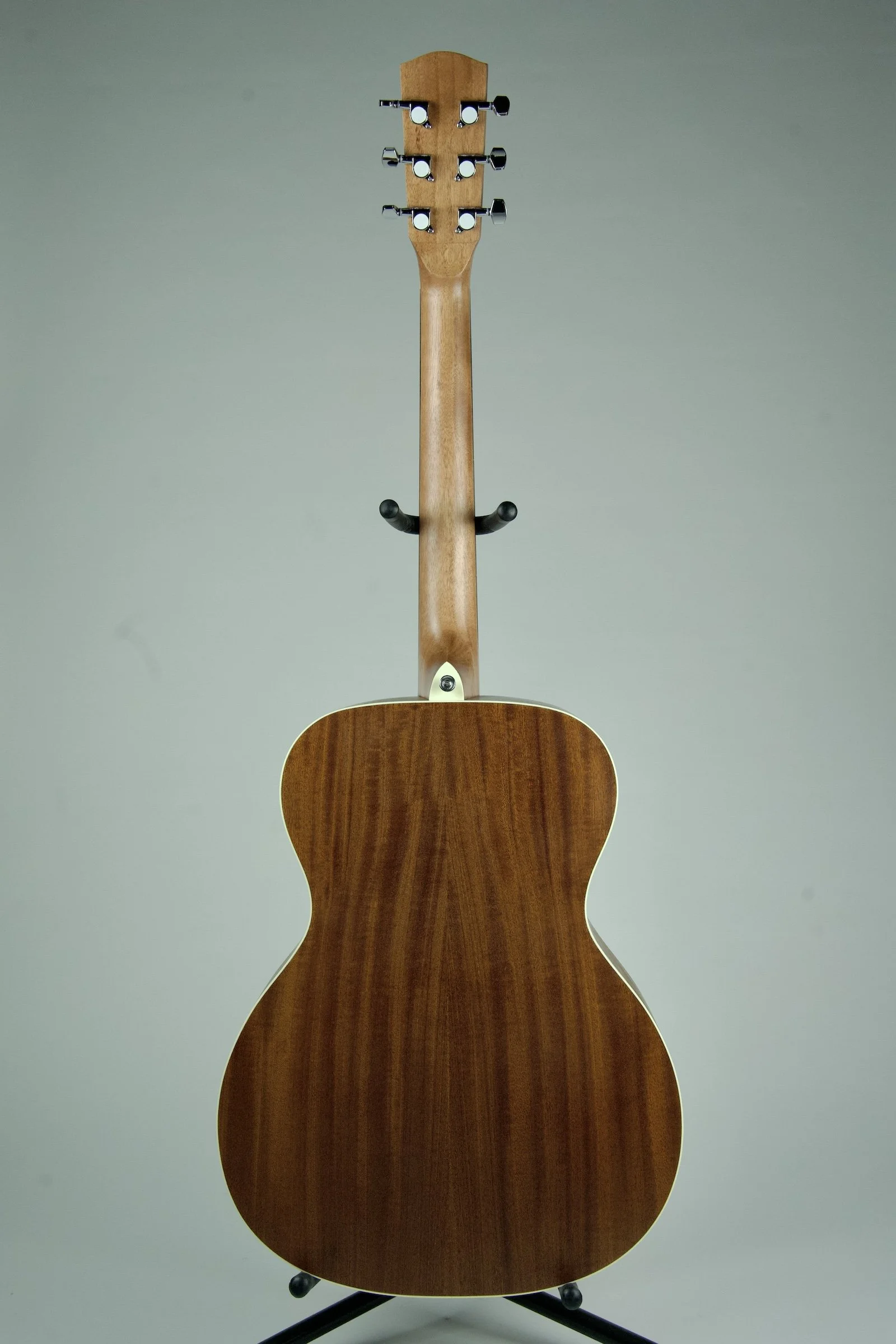 Alvarez RF26 Acoustic Guitar4.jpeg