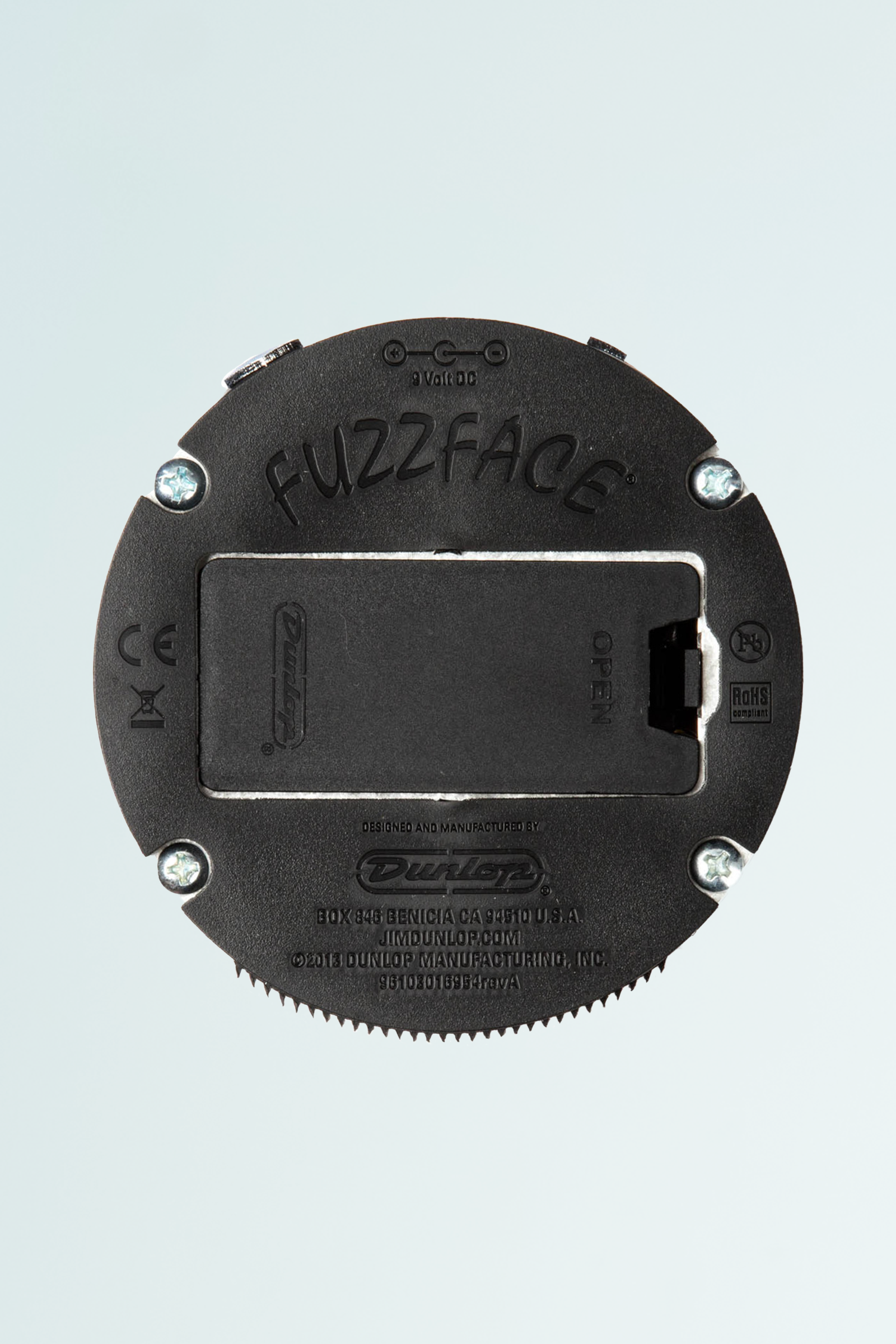 FFM1-Dunlop-Silicon-Fuzz-Face-Mini-Distortion-Pedal-DGL_0000s_0005_FFM1-Dunlop-Silicon-Fuzz-Face-Mini-Distortion-Pedal-1.png