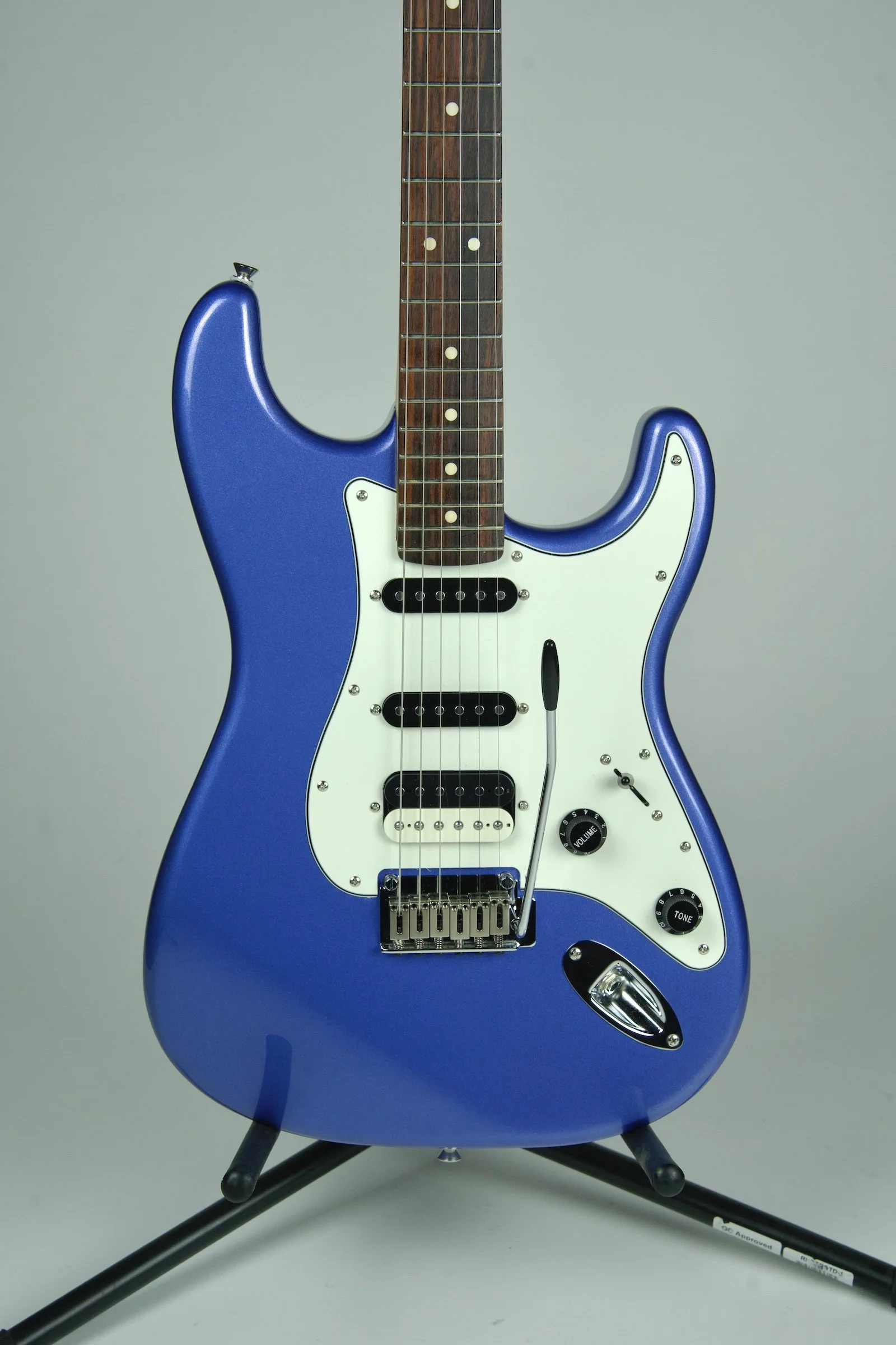 Used 2018 Squier Contemporary HSS Stratocaster Electric Guitar - Ocean Blue Metallic2.jpeg