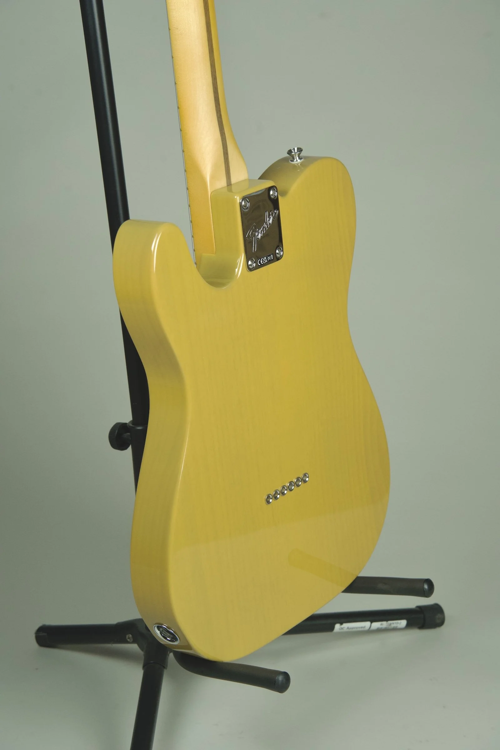 Fender American Professional Classic Telecaster Electric Guitar - Butterscotch Blonde19.jpeg