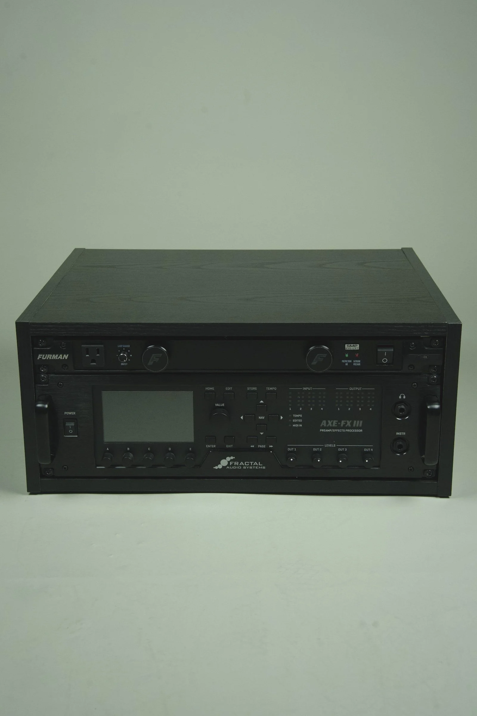 Used Fractal Audio Systems Axe-FX III Preamp & FX Processor w/ 4U Studio Rack & Furman PL-8C Power Conditioner