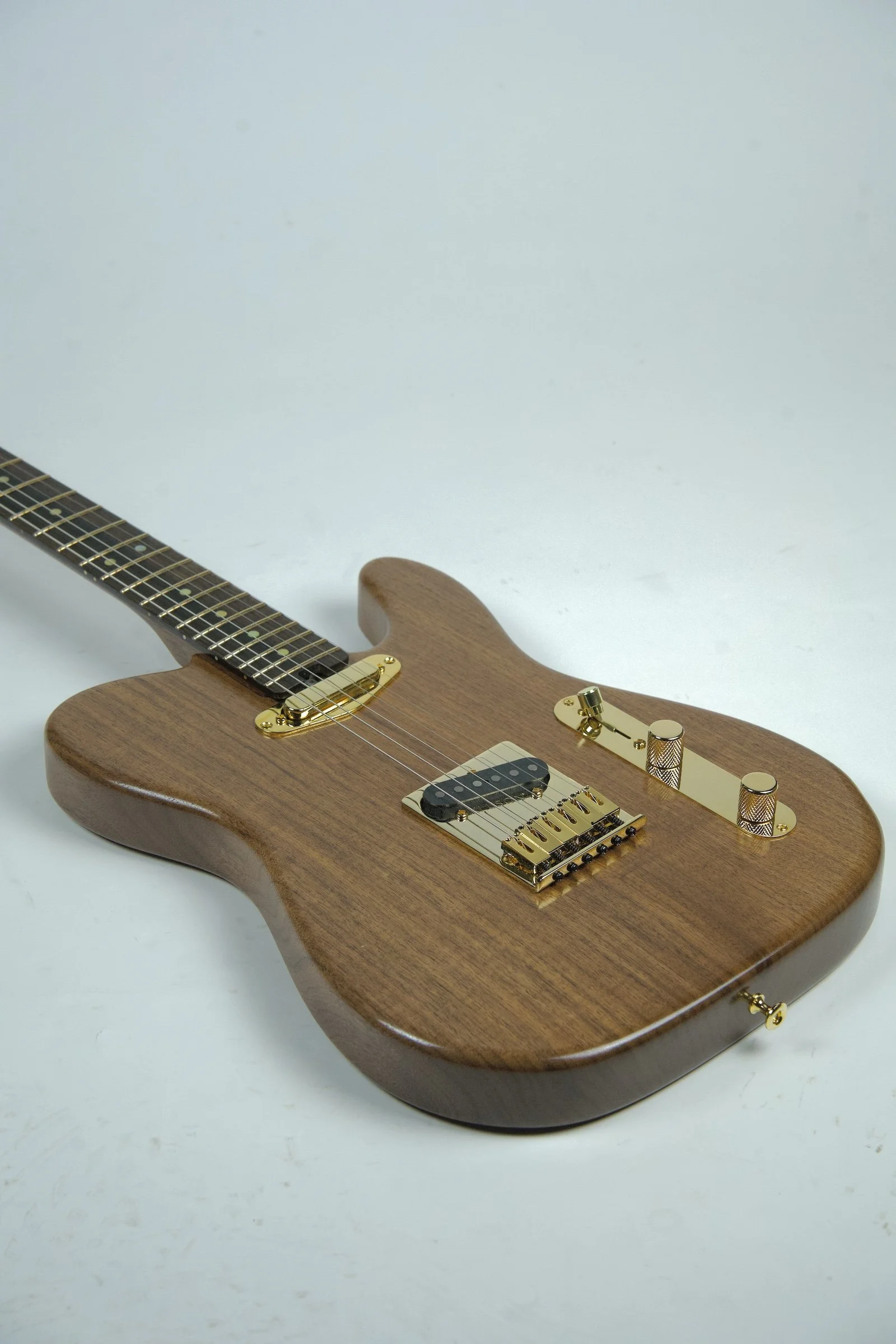 Stosh T-3 Electric Guitar - Natural Walnut2.jpeg