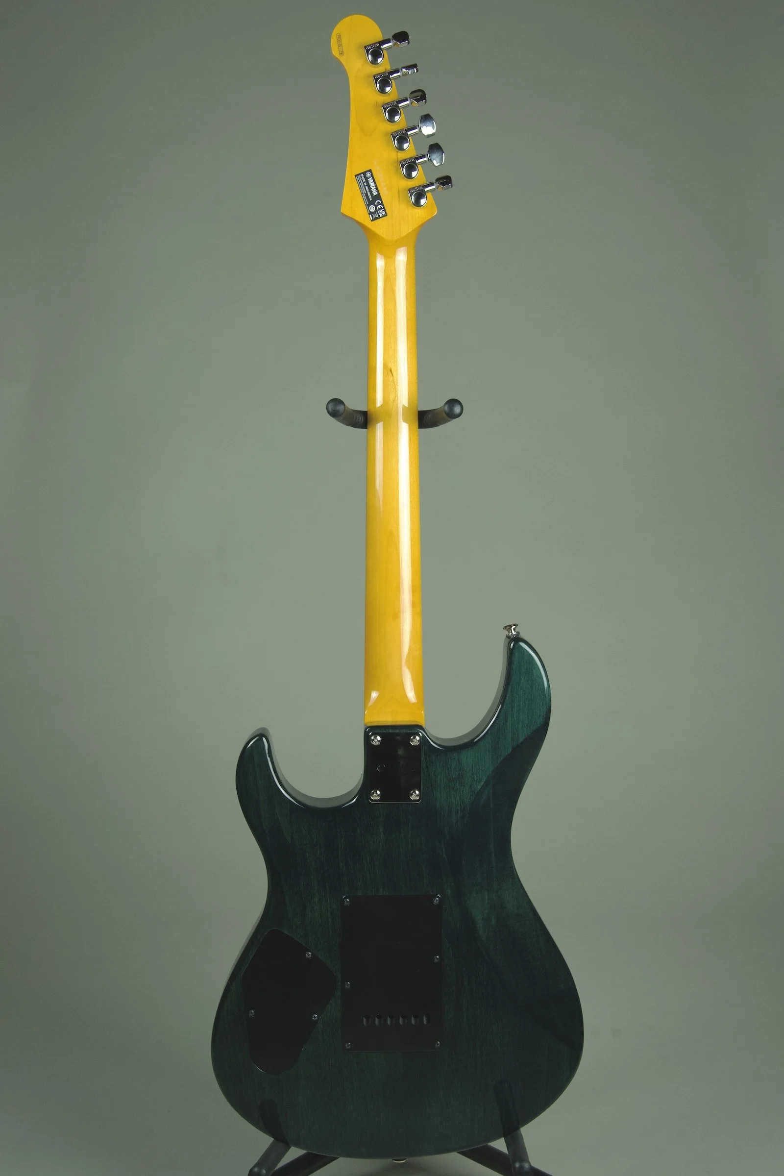 Yamaha Pacifica PAC612VIIFM Electric Guitar - Indigo Blue8.jpeg