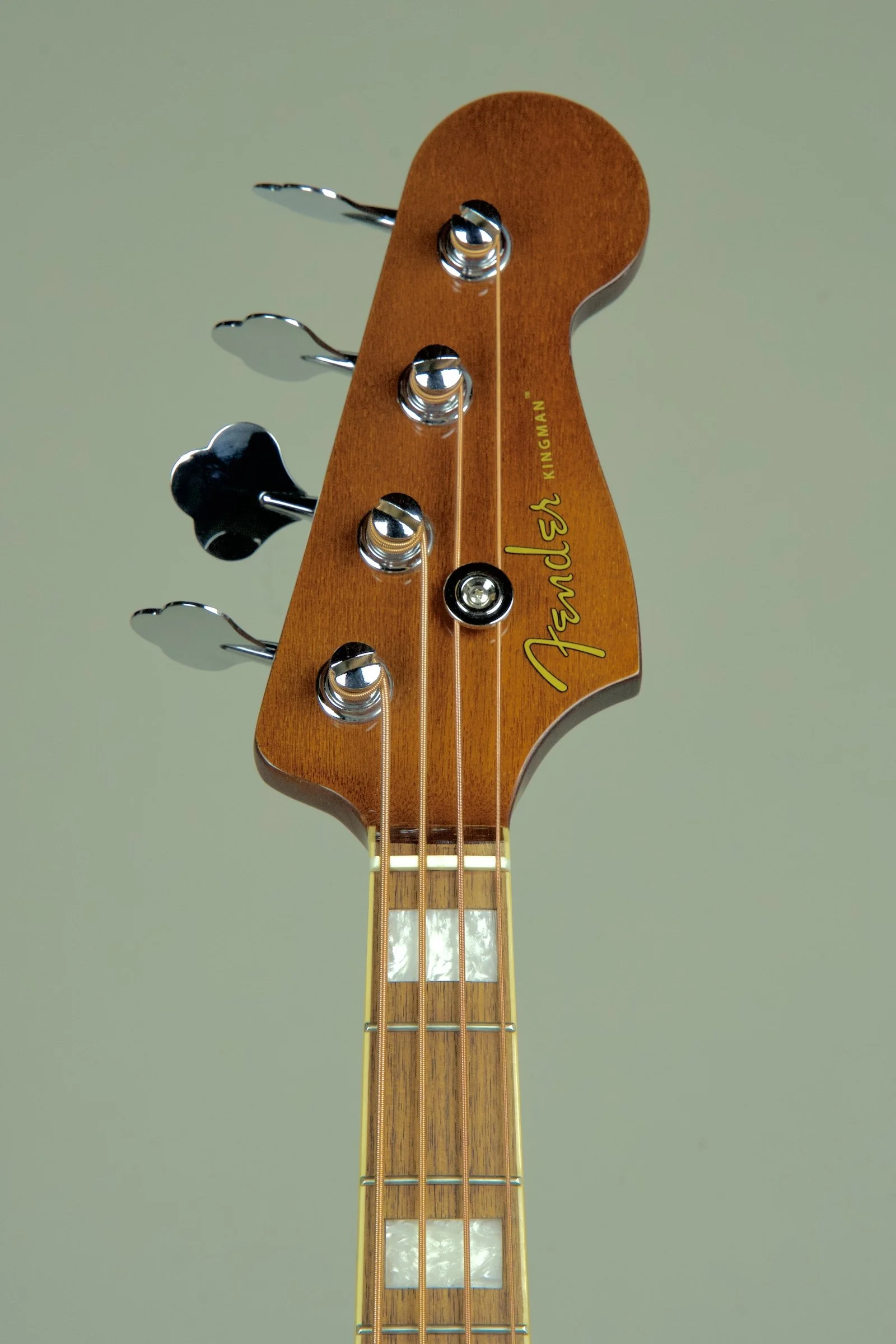 Fender Kingman Acoustic Bass Guitar - Shaded Edge Burst3.jpeg