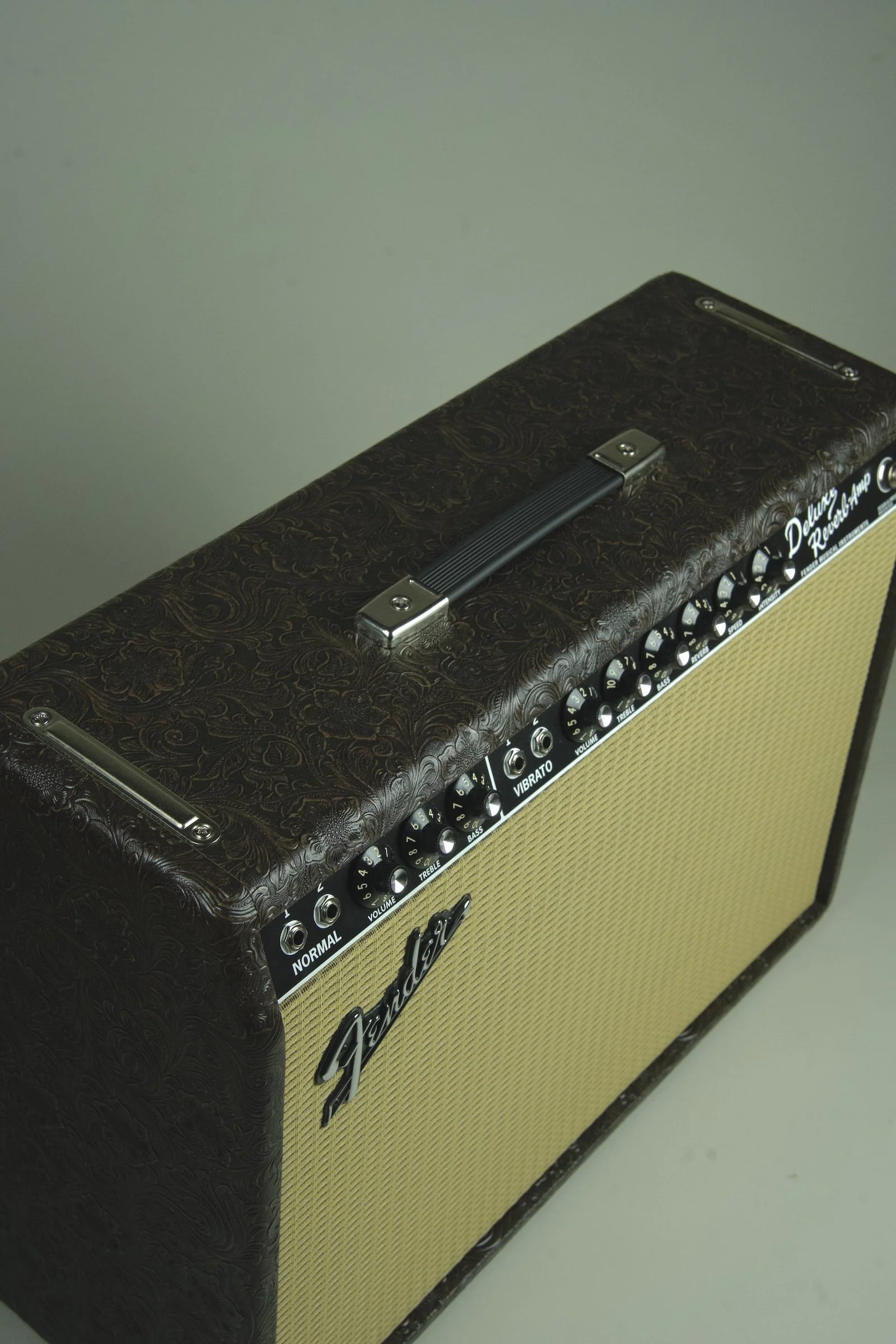 Fender Limited Edition '65 Deluxe Reverb Western CB 11.jpeg