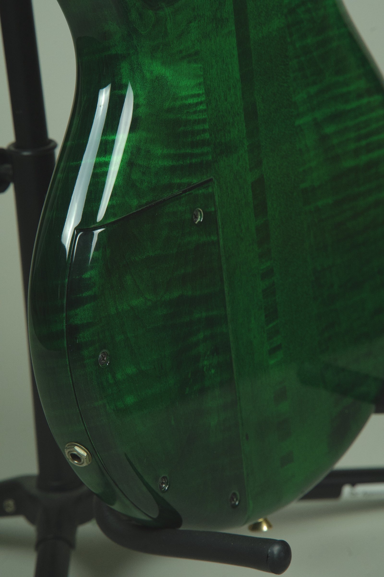 Pedulla MVP 5 String Bass Guitar30.jpeg
