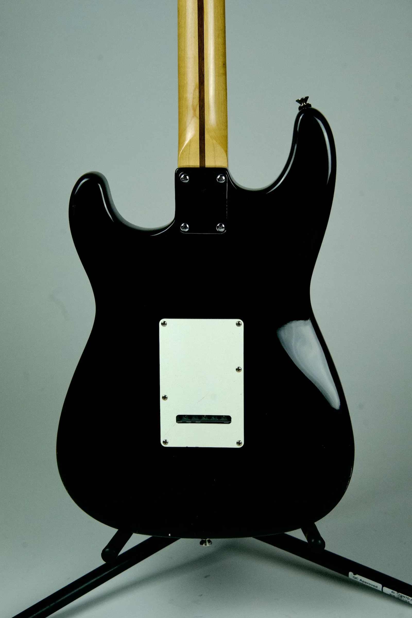 Used Fender Squier Stratocaster Electric Guitar - Black8.jpeg