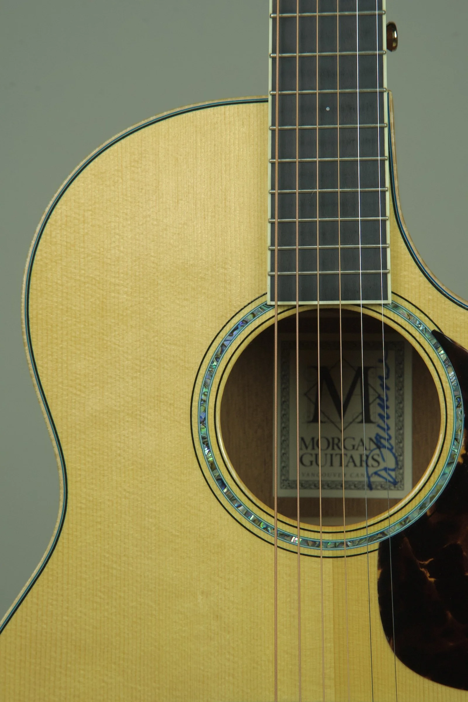 Used Morgan Concert Florentine Cutaway Acoustic Electric Guitar6.jpeg