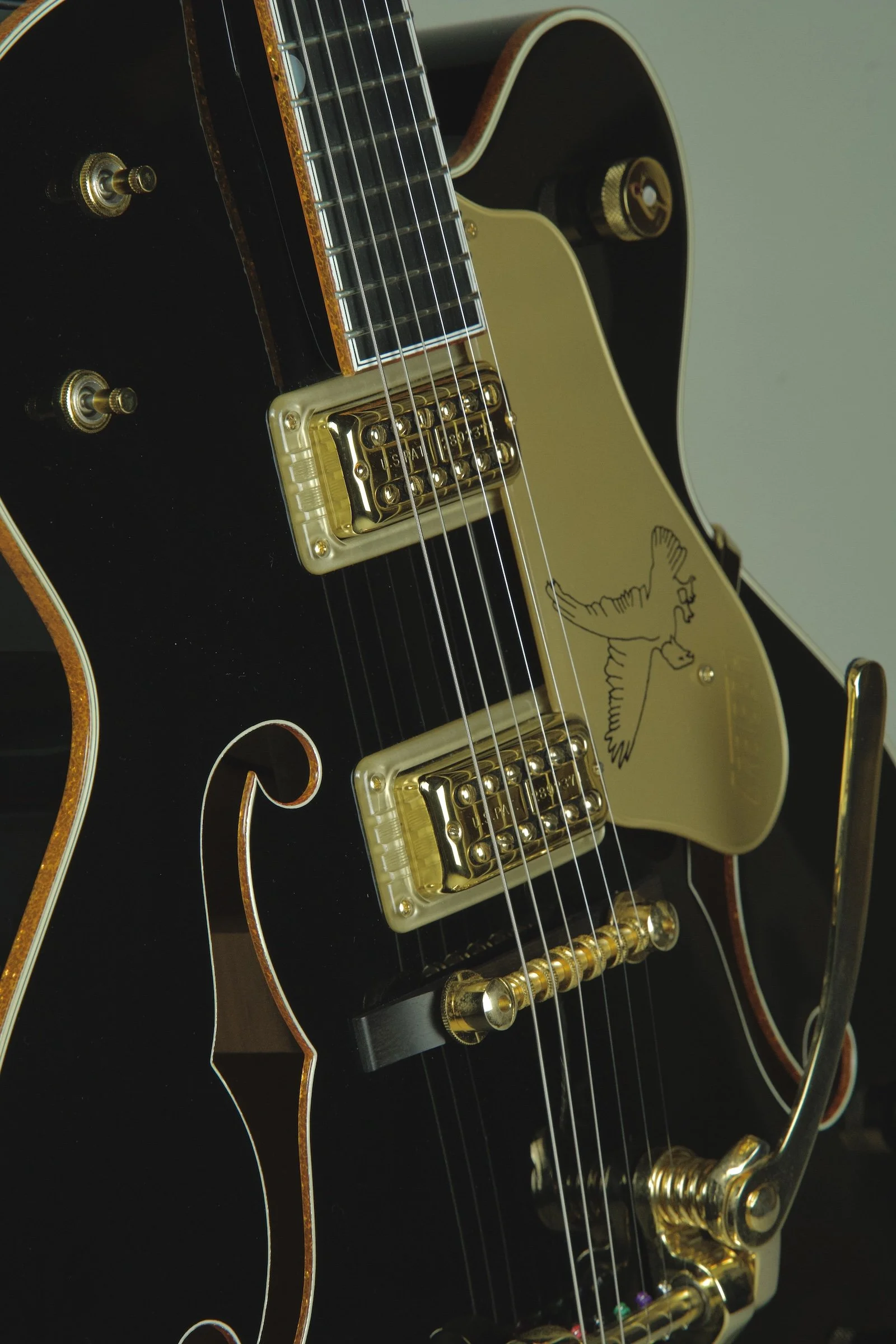 2013 Gretsch G6136TBK Black Falcon Hollowbody Electric Guitar 19.jpeg