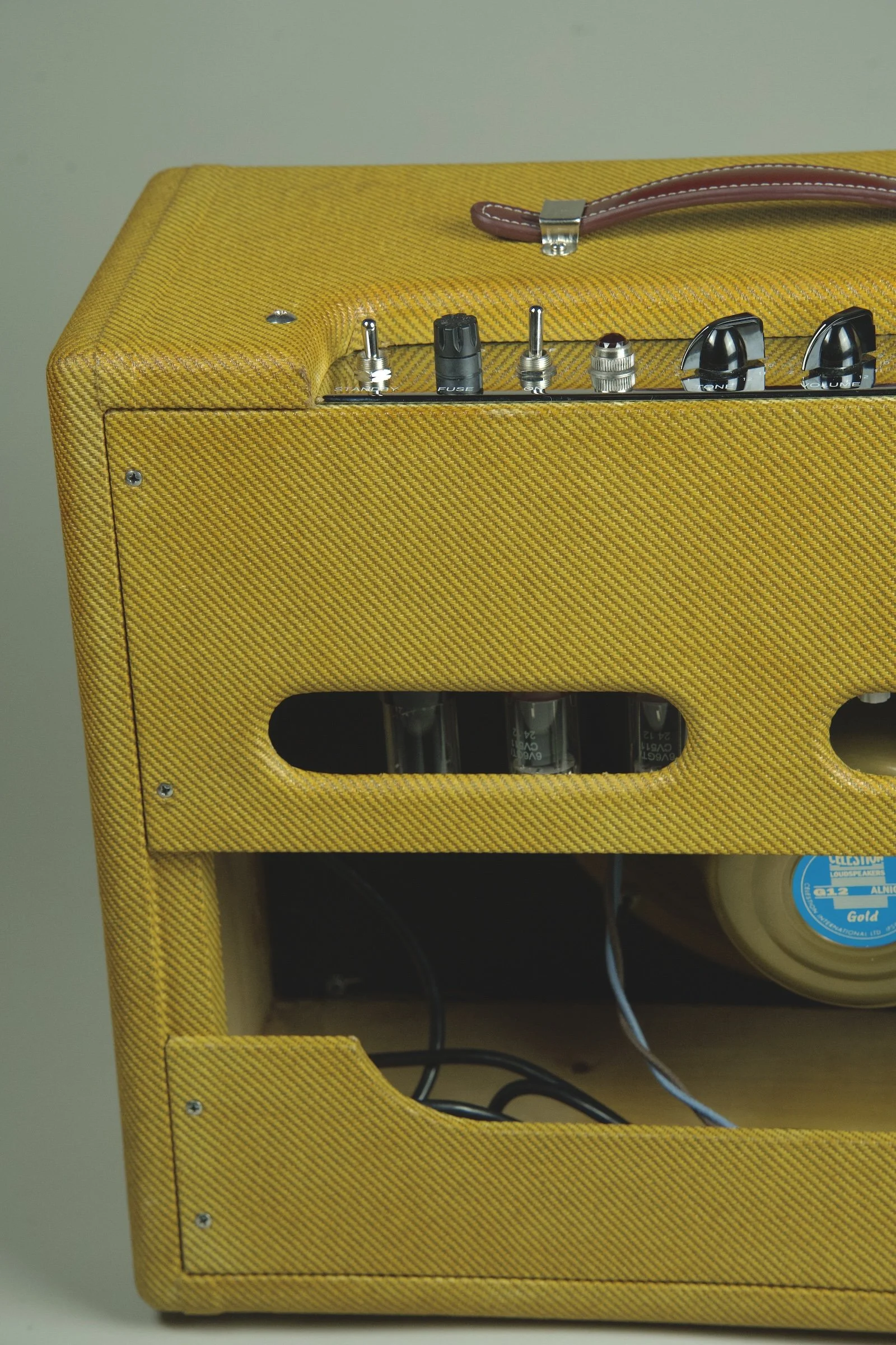 Alward Golden Eagle Deluxe Combo Amplifier8.jpeg