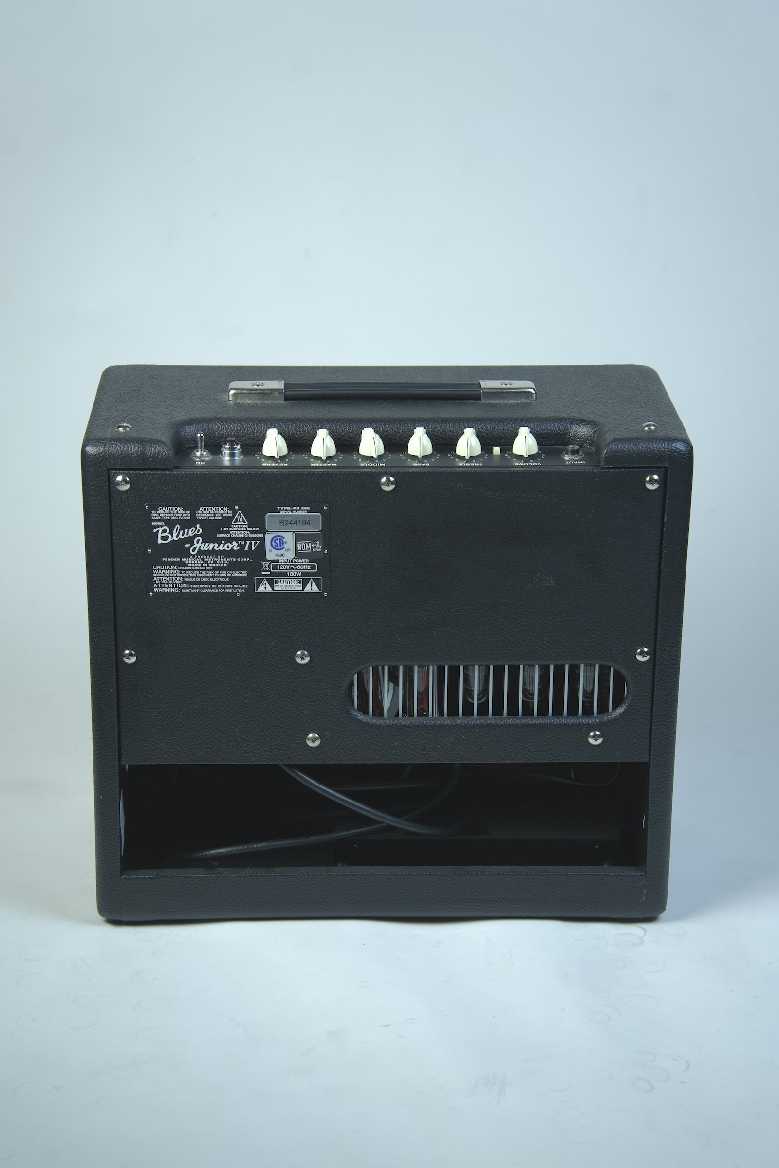 Fender Blues Junior IV Guitar Amplifier7.jpeg