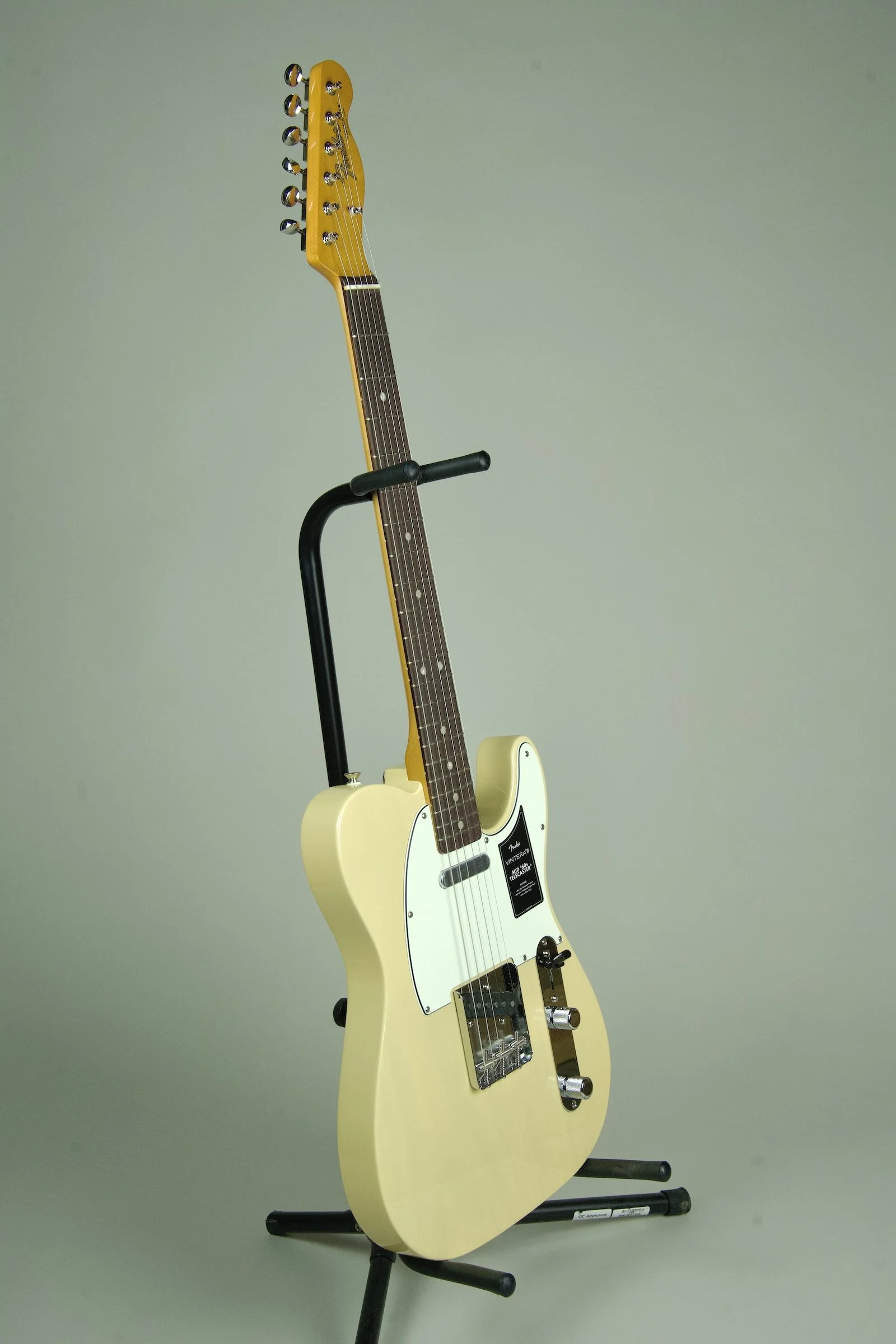 Fender Vintera III Mid '60s Telecaster Electric Guitar - Vintage Blonde, Ash Body15.jpeg