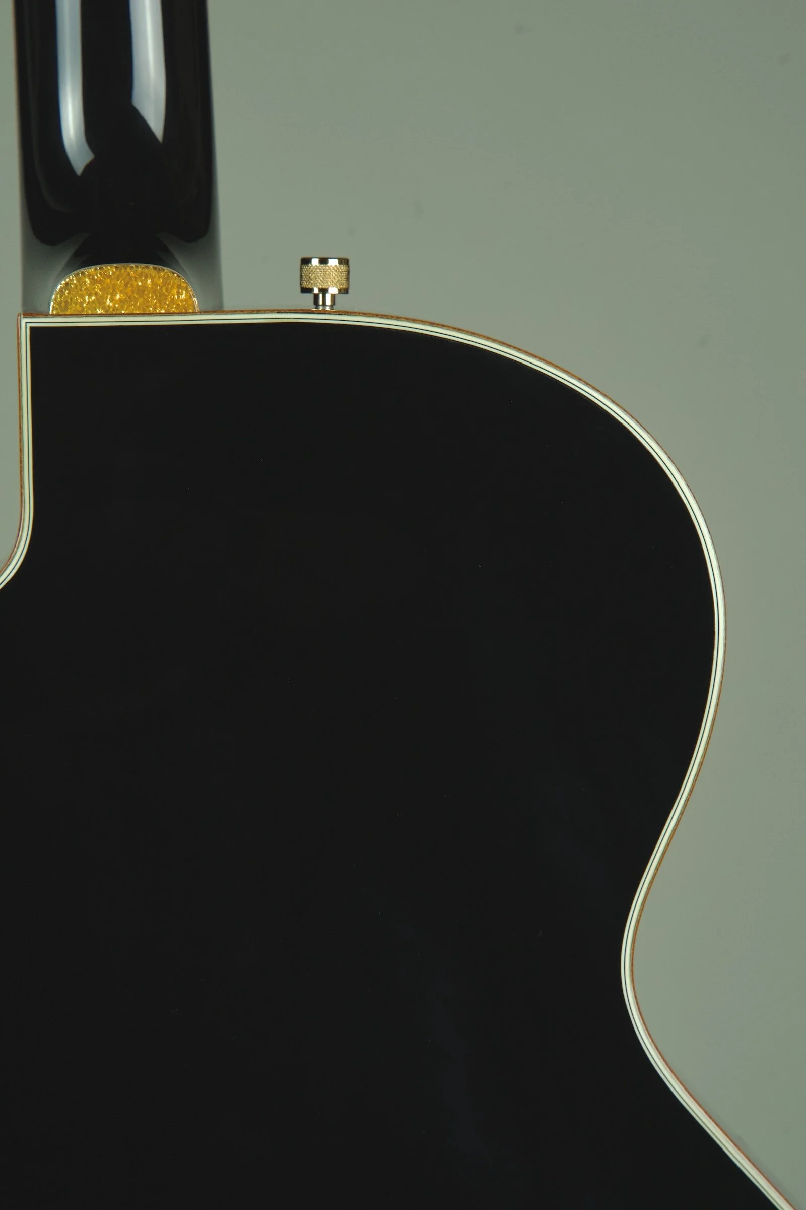 2013 Gretsch G6136TBK Black Falcon Hollowbody Electric Guitar 16.jpeg