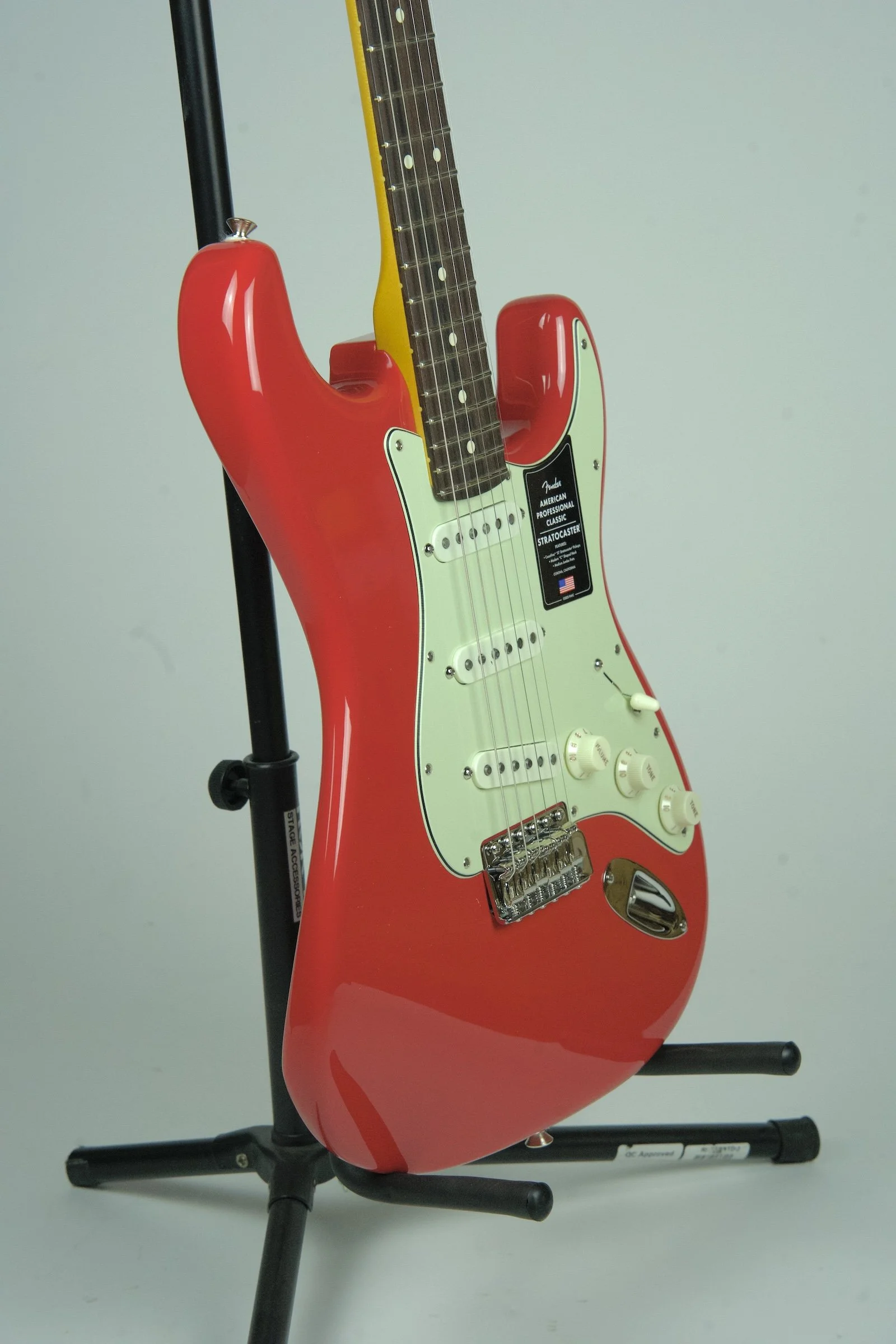Fender American Professional Classic Stratocaster - Dakota Red12.jpeg