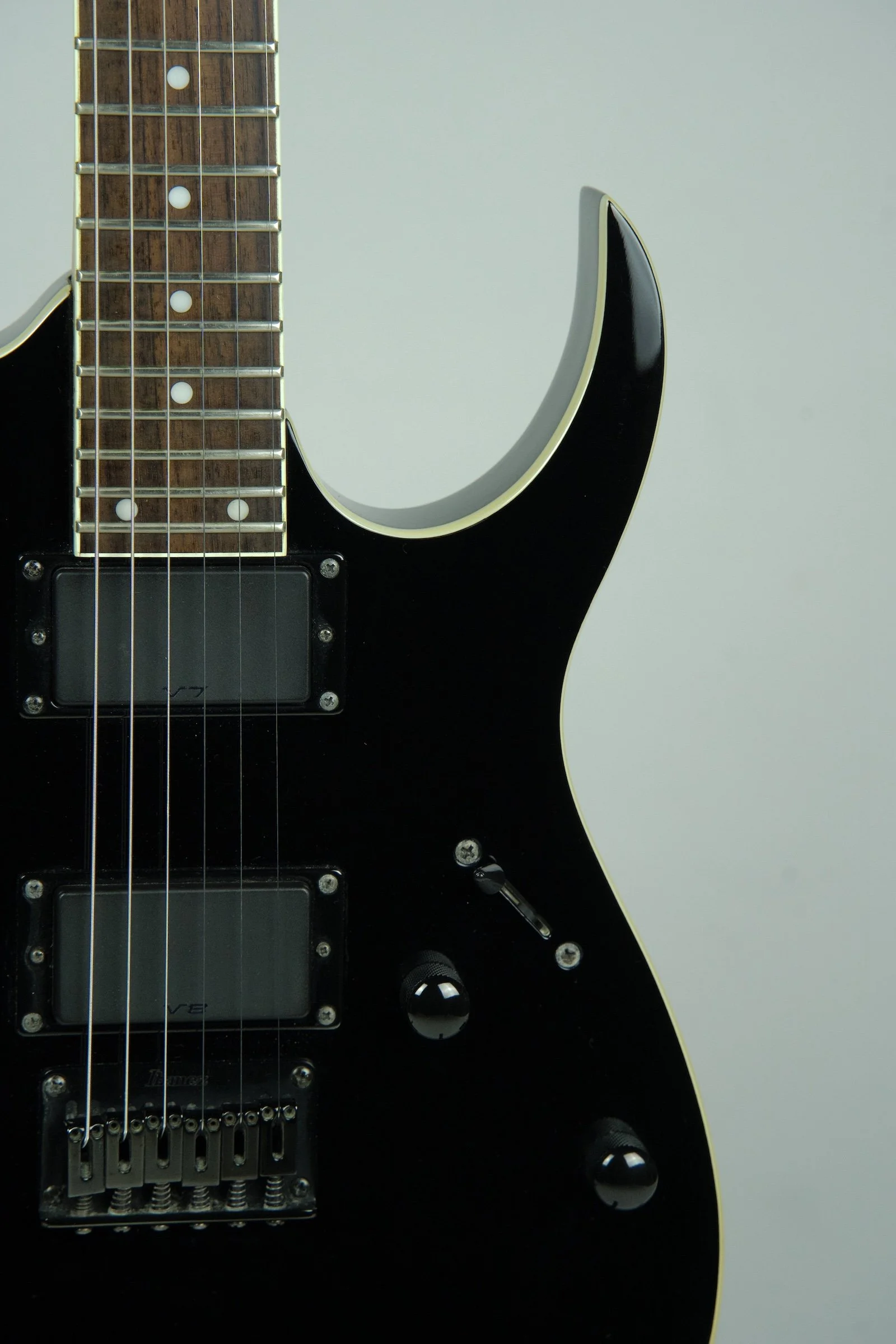 Used Ibanez RG2EX1 Electric Guitar - Black4.jpeg