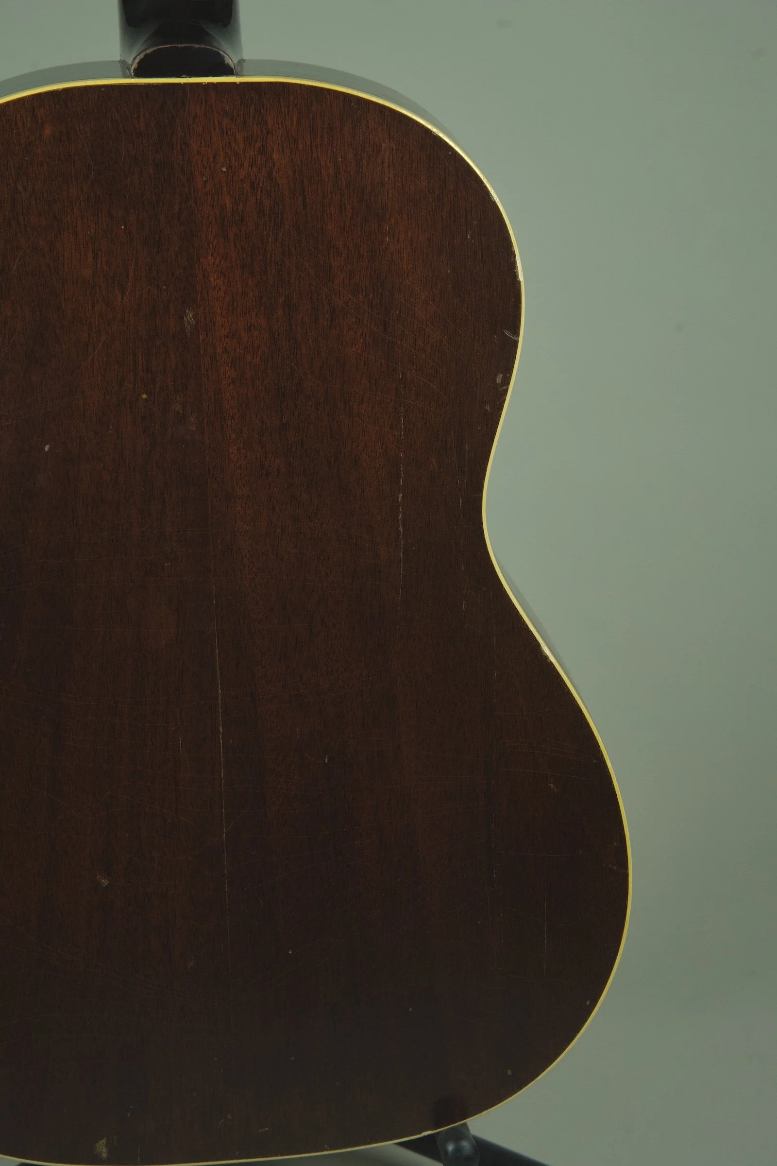 1964 Gibson LG-1  Acoustic Guitar16.jpeg