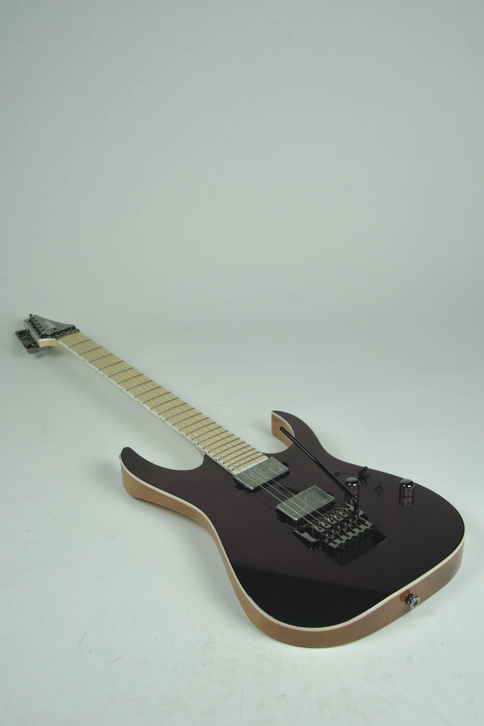 Ibanez Prestige RG5120 Electric Guitar - Polar Lights19.jpeg