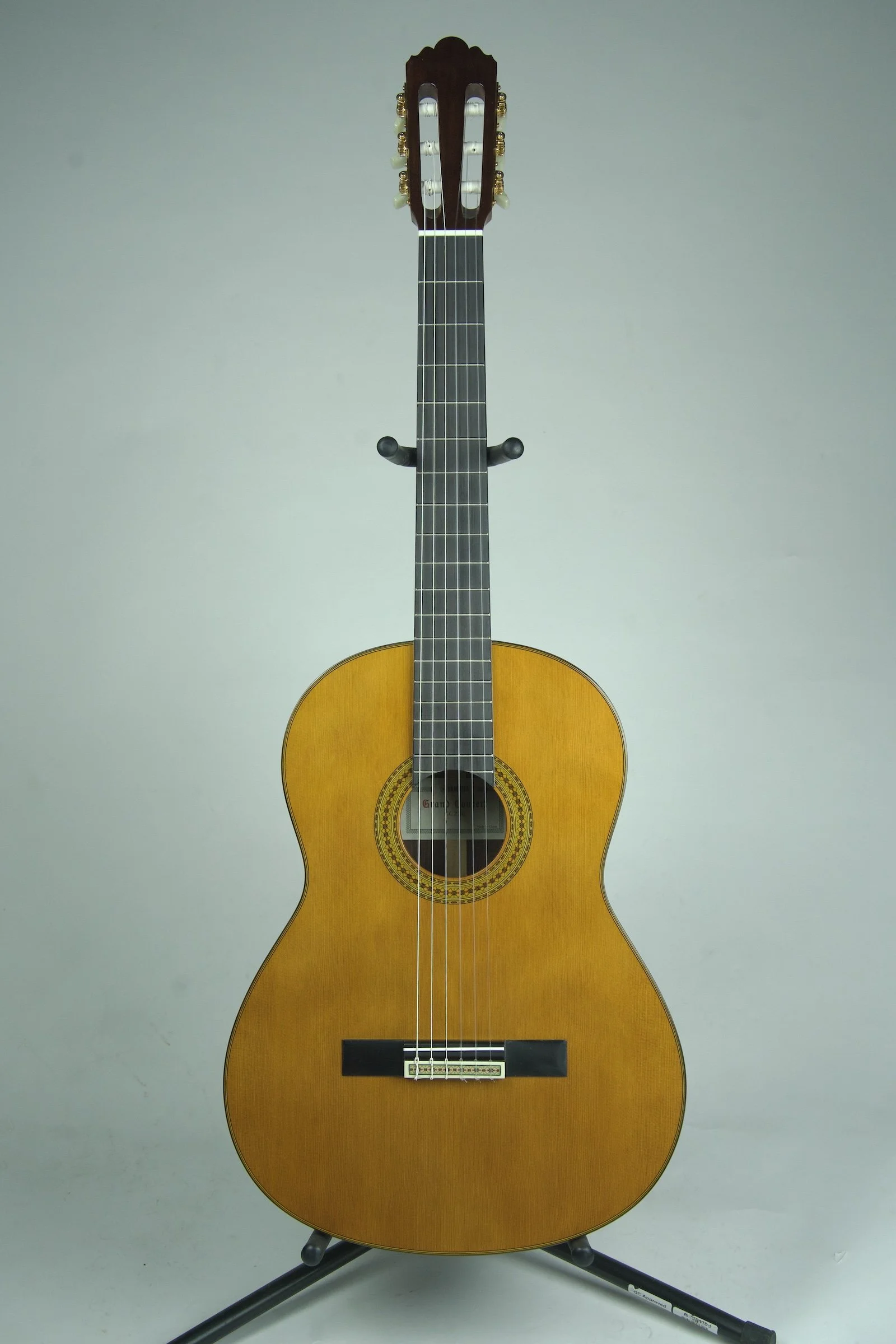 Yamaha GC22 Classical Guitar 1.jpeg
