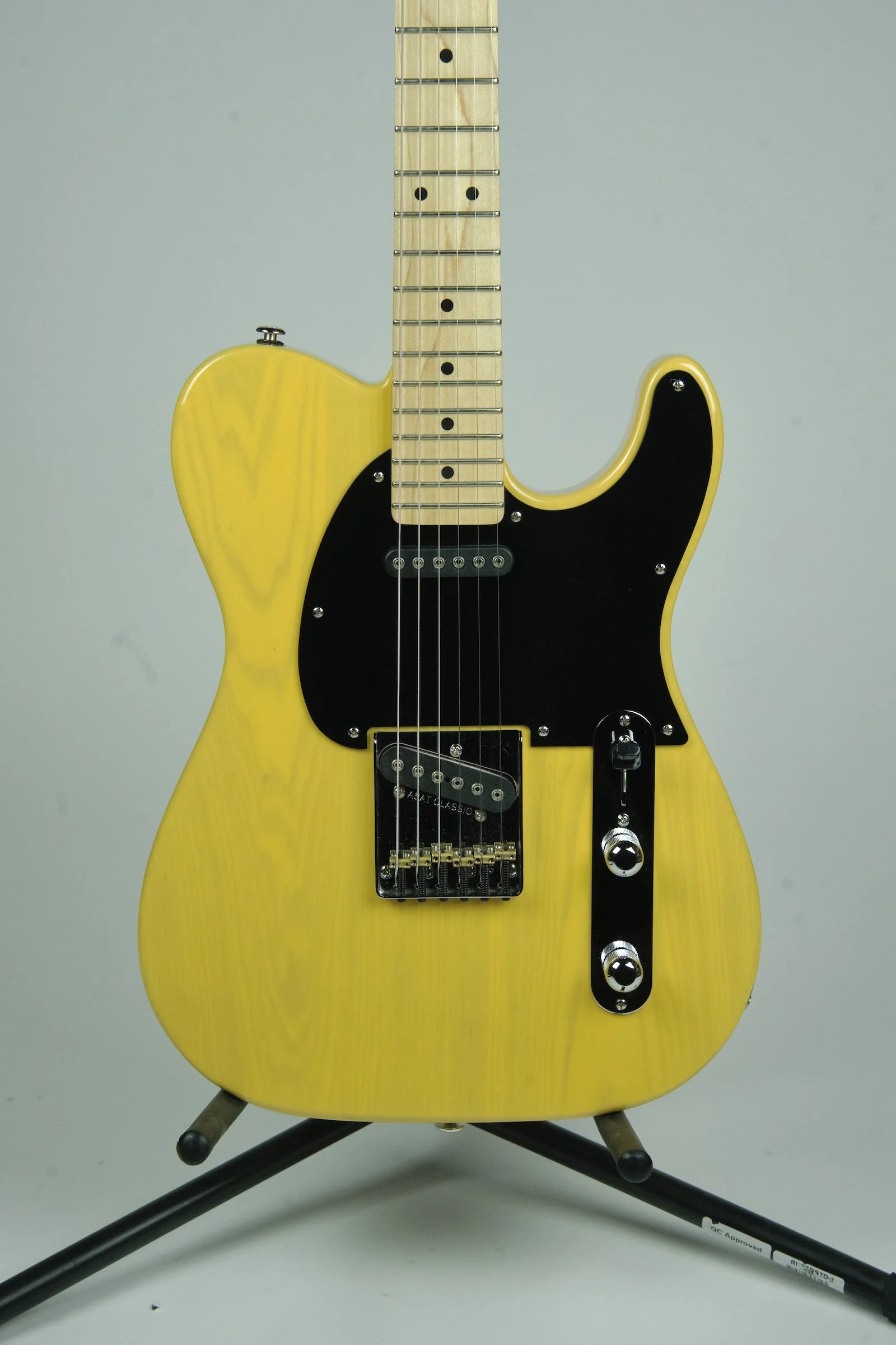 Used - G&L Deluxe ASAT Classic Electric Guitar - Butterscotch