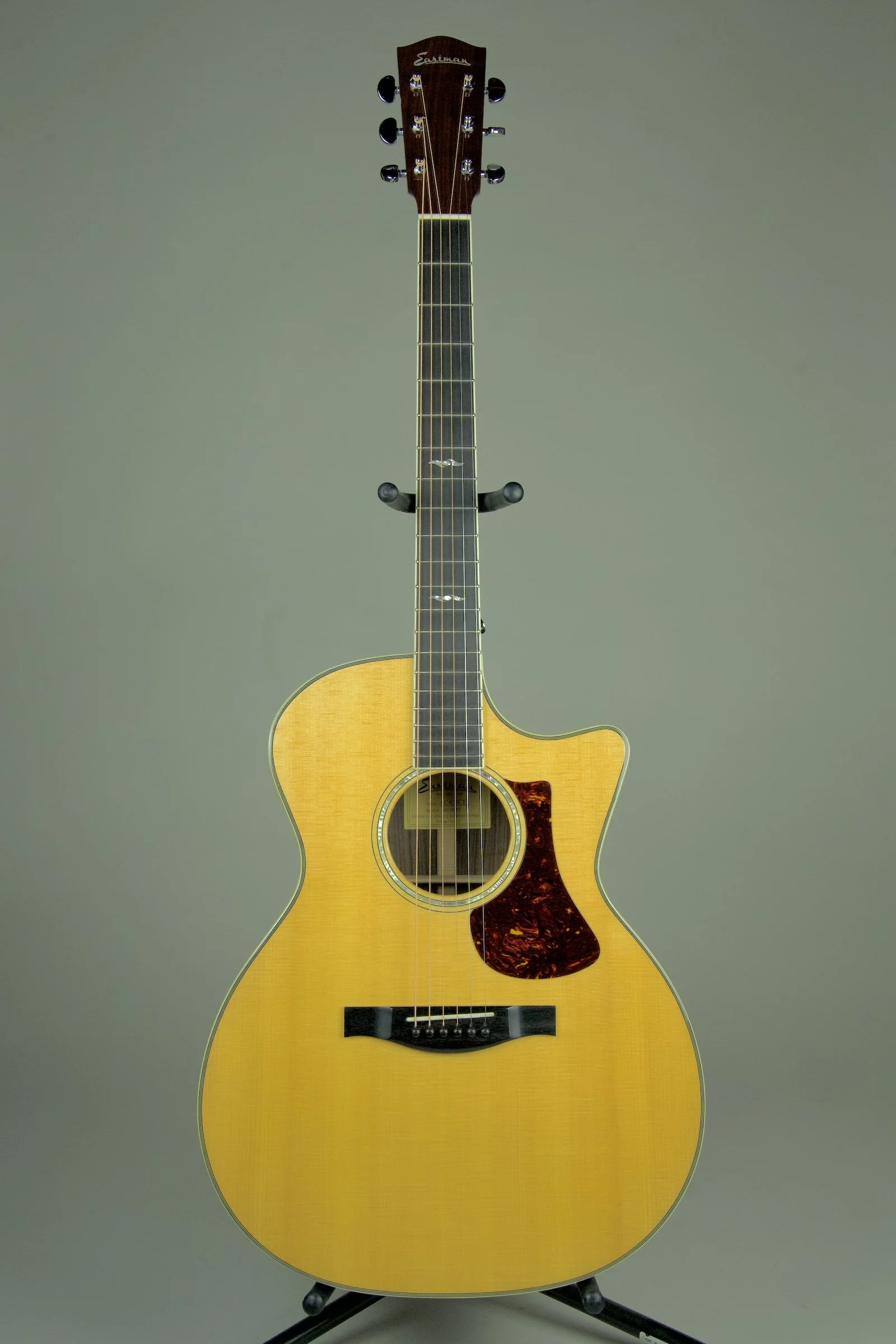 Used Eastman AC422CE Acoustic Electric Guitar1.jpeg