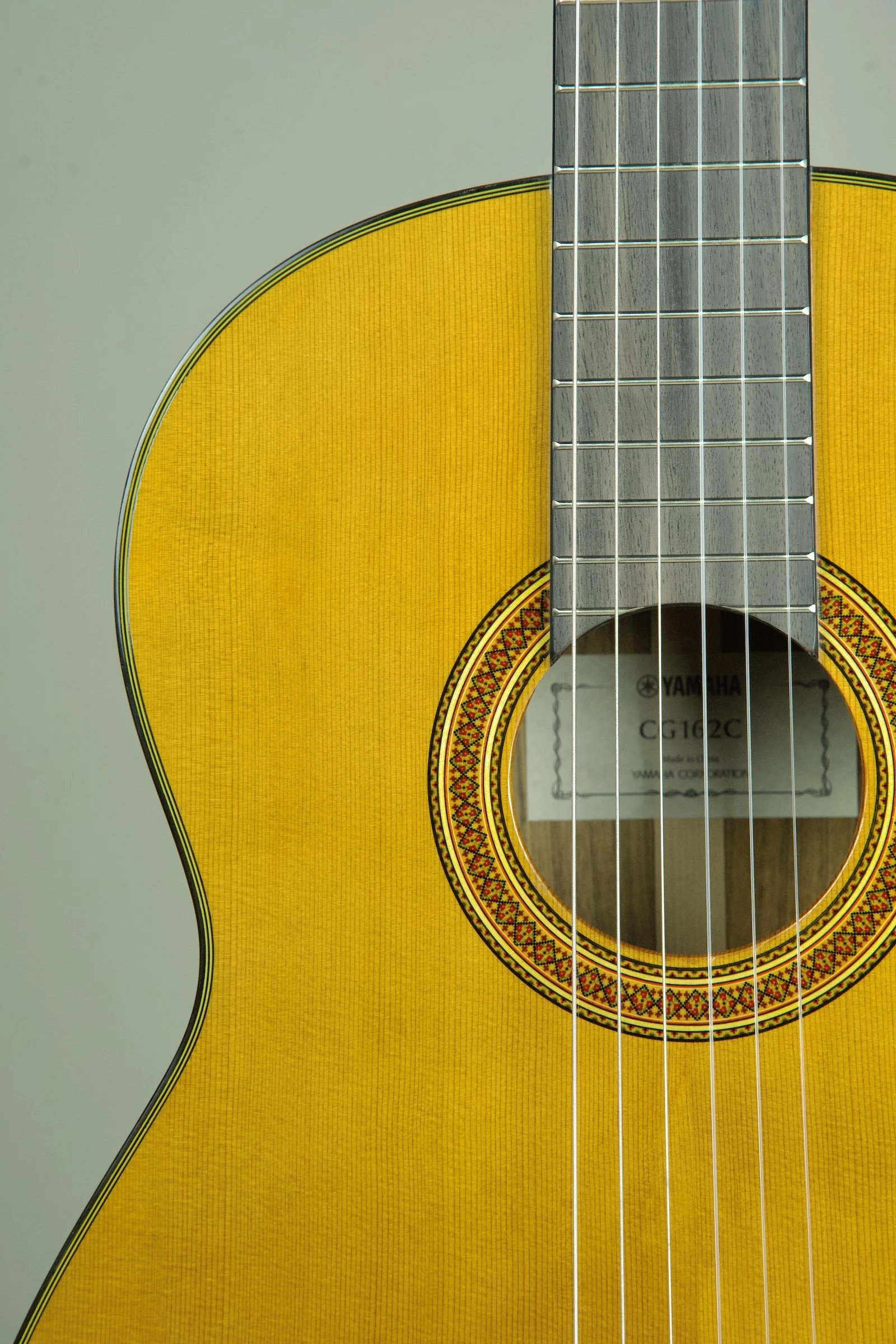 Yamaha CG162 Classical Guitar5.jpeg