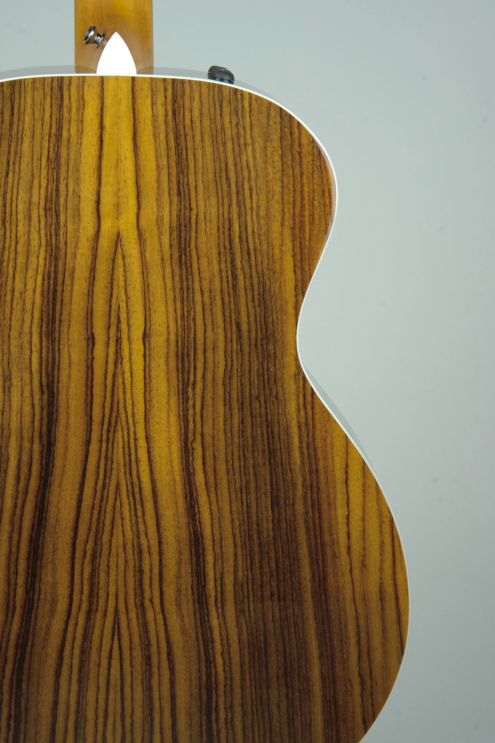 Used Taylor 214e-SB-DLX Acoustic Electric Guitar12.jpeg