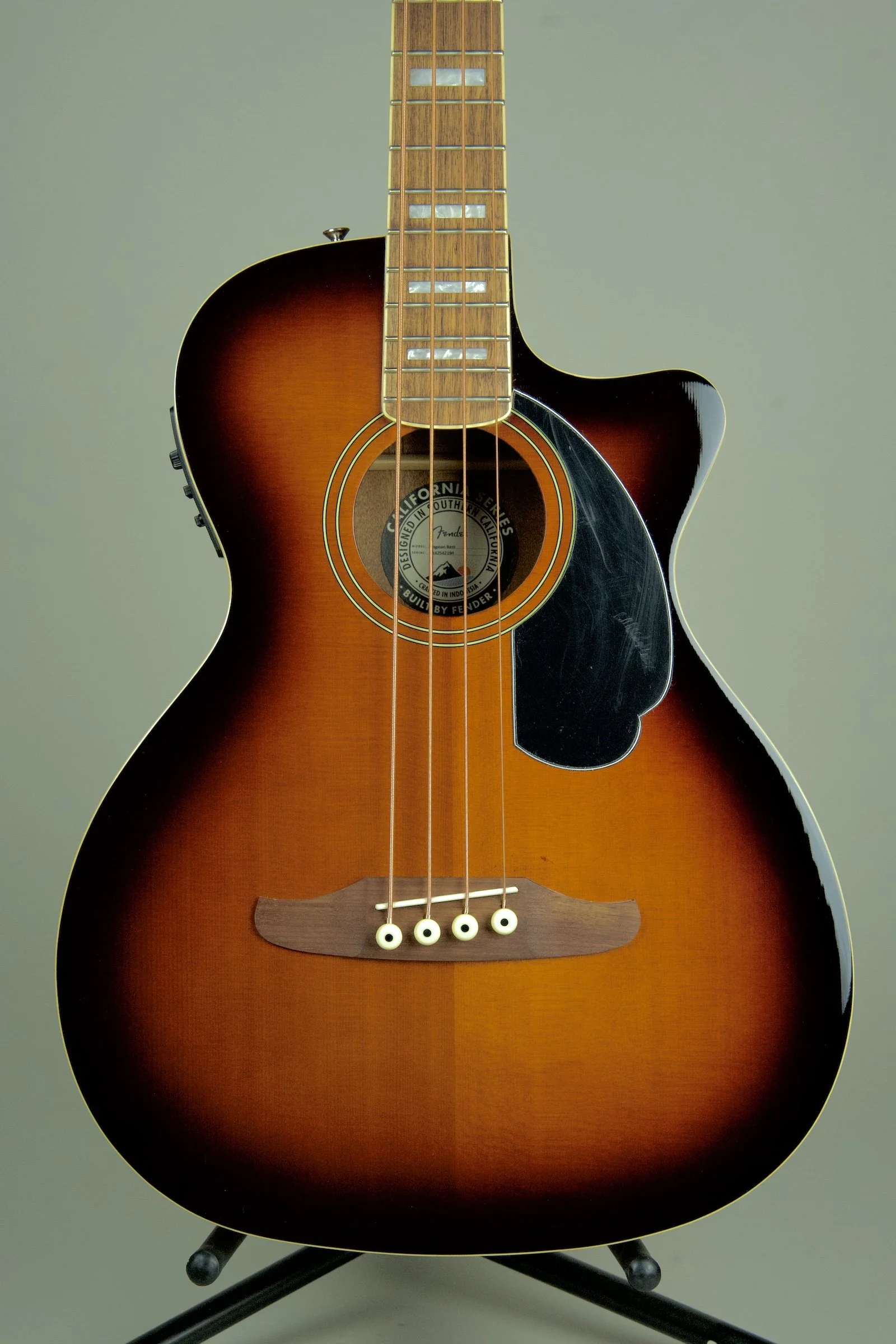 Fender Kingman Acoustic Bass Guitar - Shaded Edge Burst
