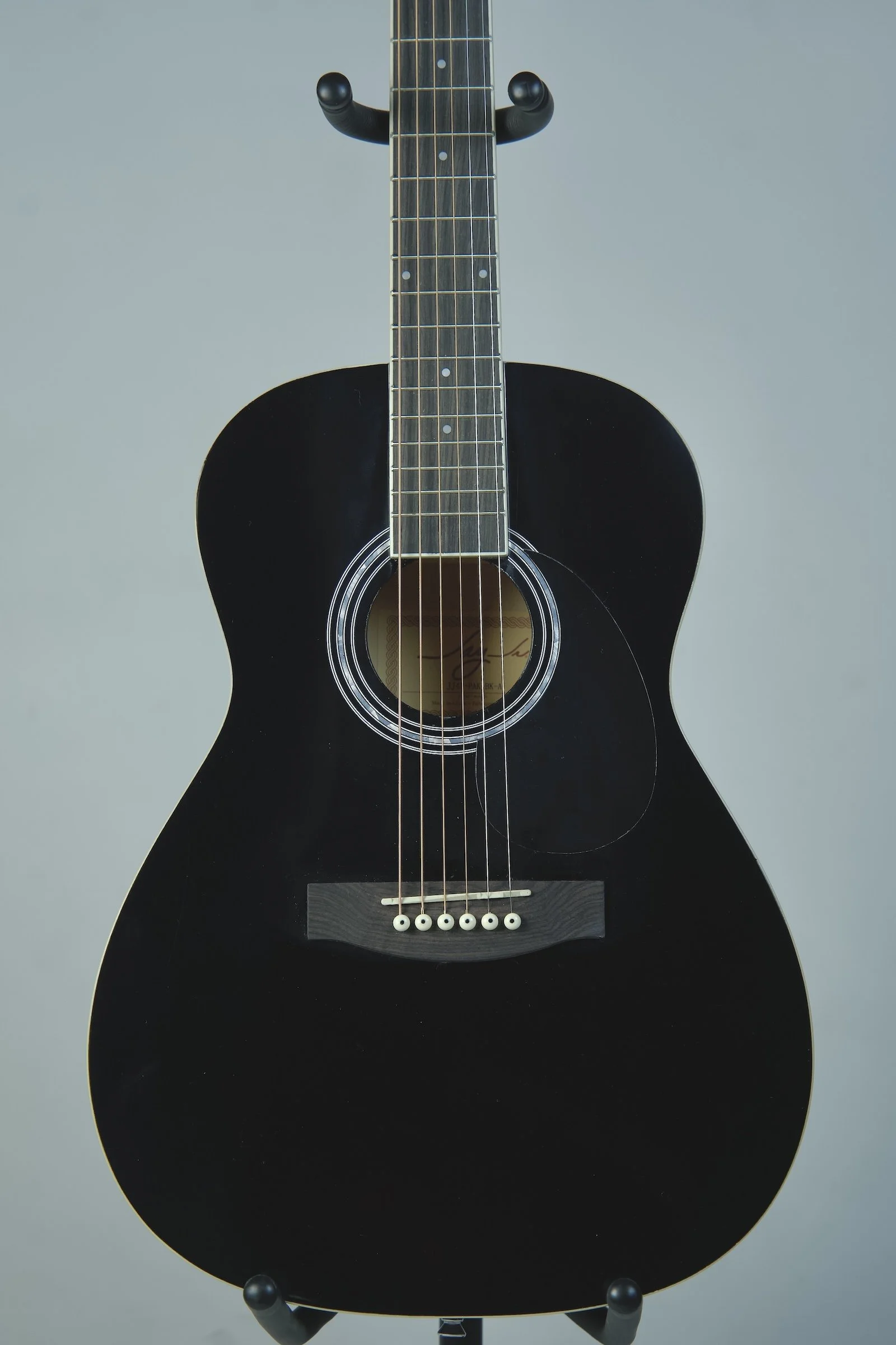 Jay Turser JJ43 Starter Pack Black2.jpeg