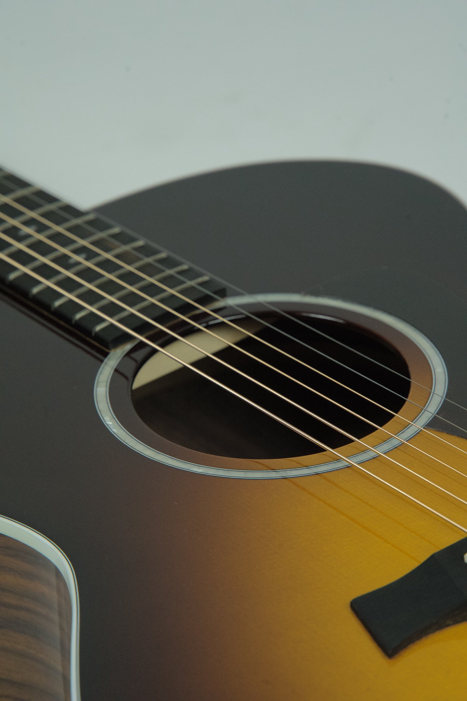 Used Taylor 214e-SB-DLX Acoustic Electric Guitar22.jpeg