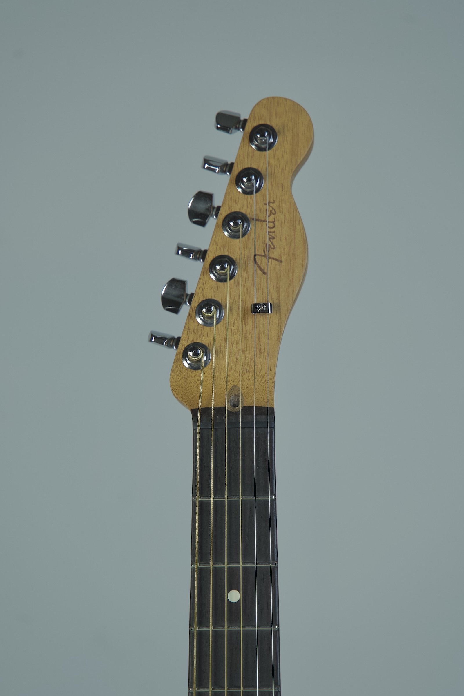 Fender Acoustasonic Finneas Telecaster3.jpeg