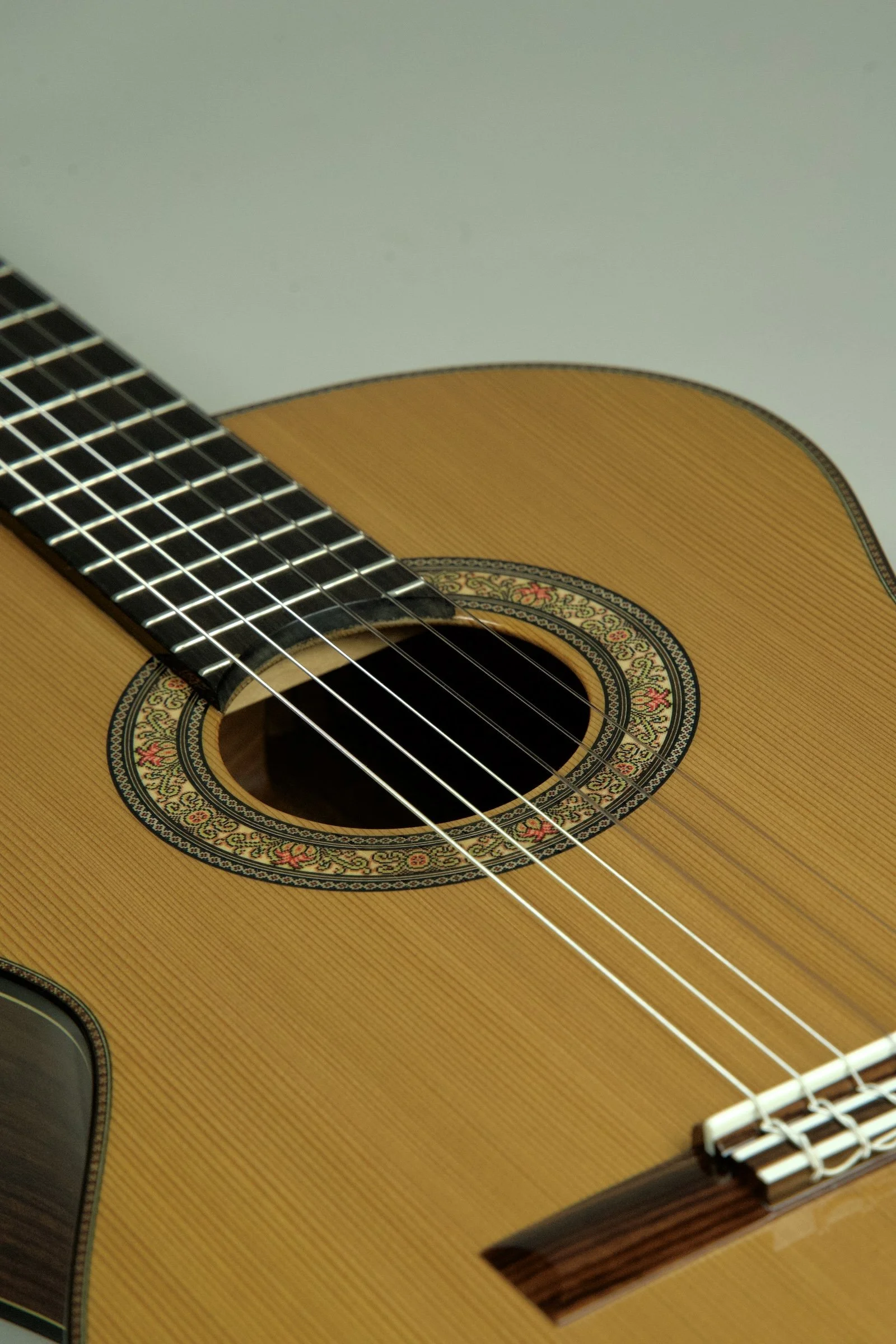 Used Alvarez CYM75 Classical Guitar27.jpeg