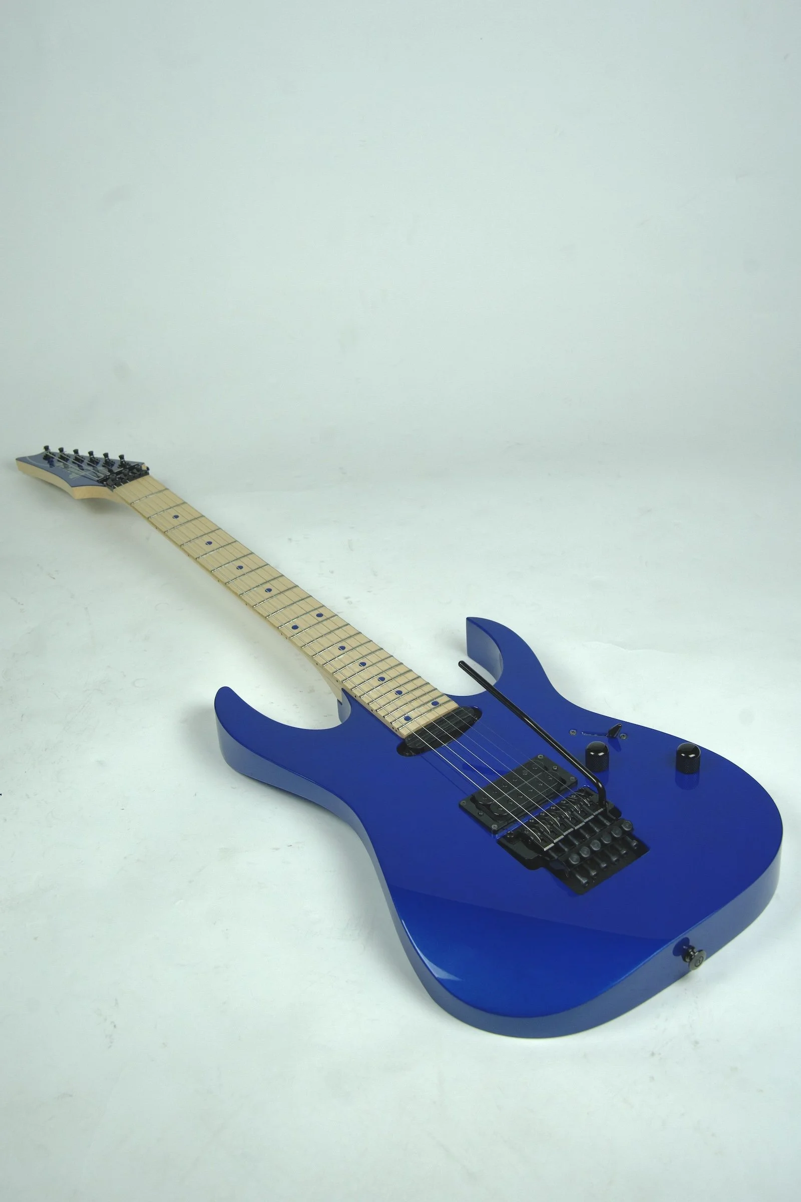 Used Ibanez Genesis RG-565R Limited Edition Electric Guitar - Lazer Blue17.jpeg