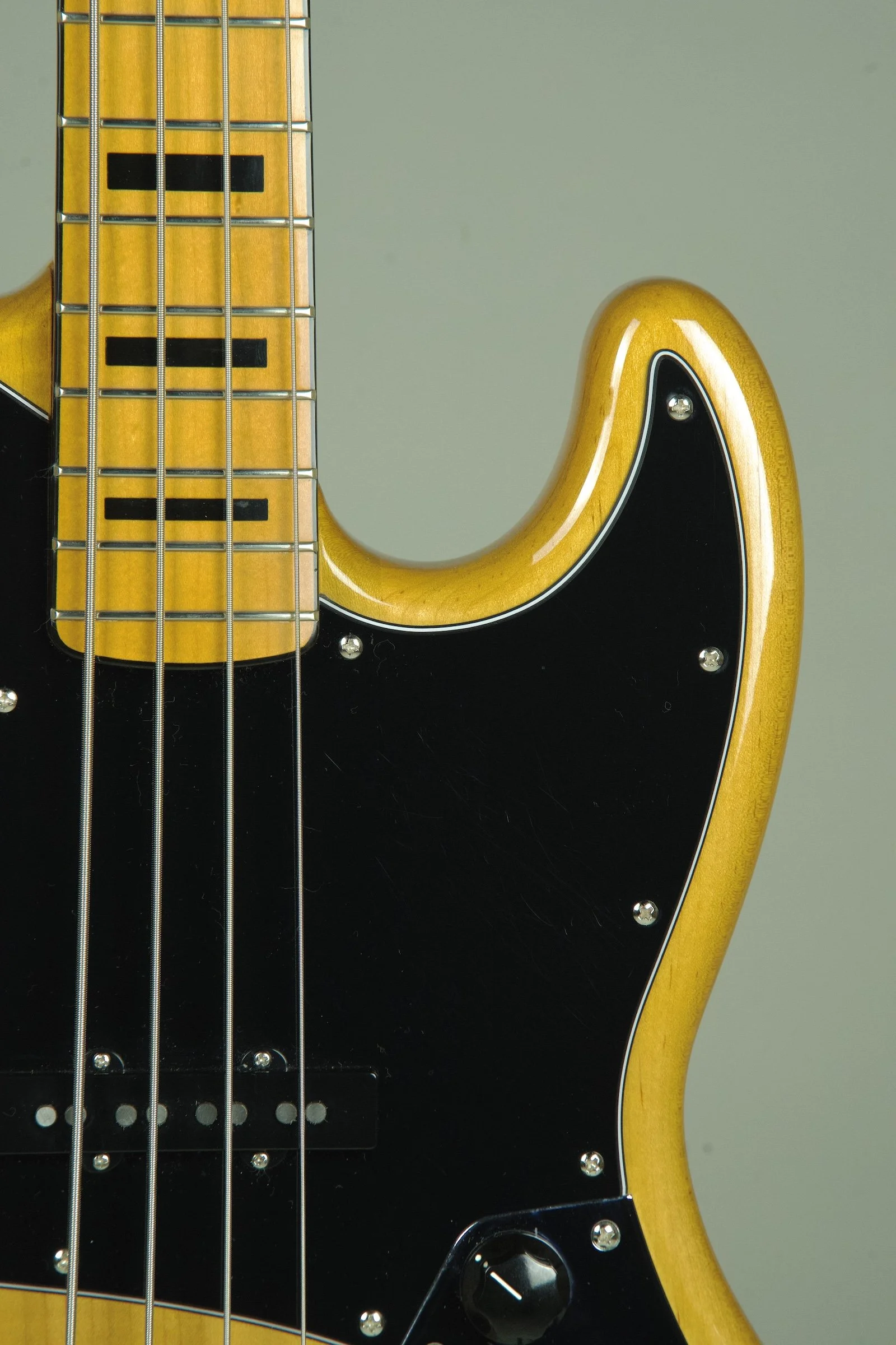 Used Squier Classic Vibe 70s Jazz Bass - Natural7.jpeg