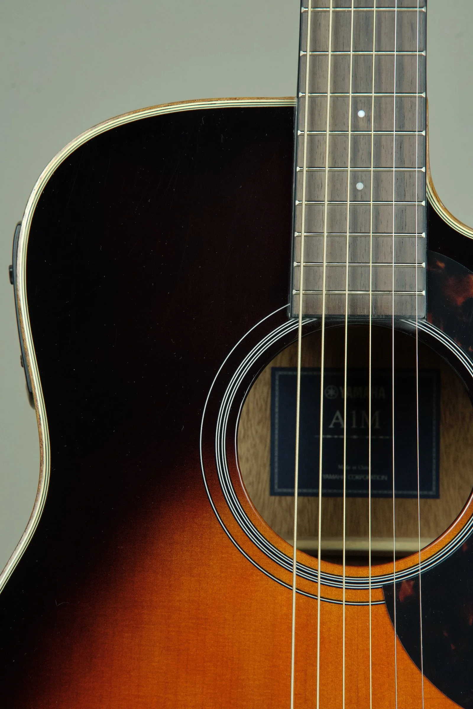 Yamaha A1M TBS Acoustic Electric Tobacco Sunburst5.jpeg
