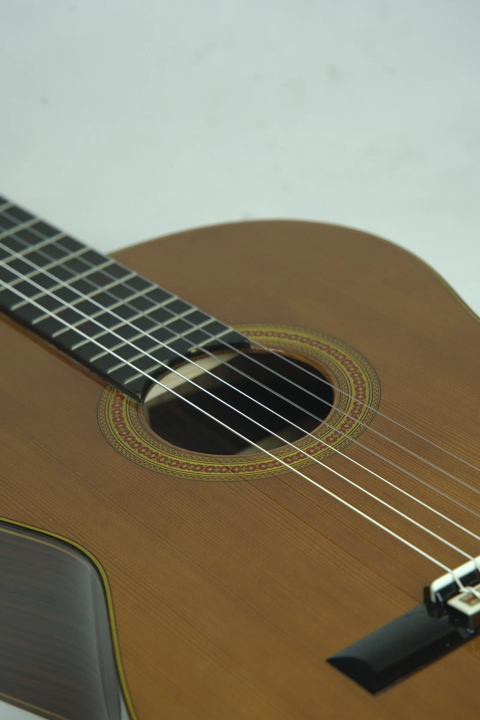 Yamaha Red Label GC32 Classical Guitar 3.jpeg