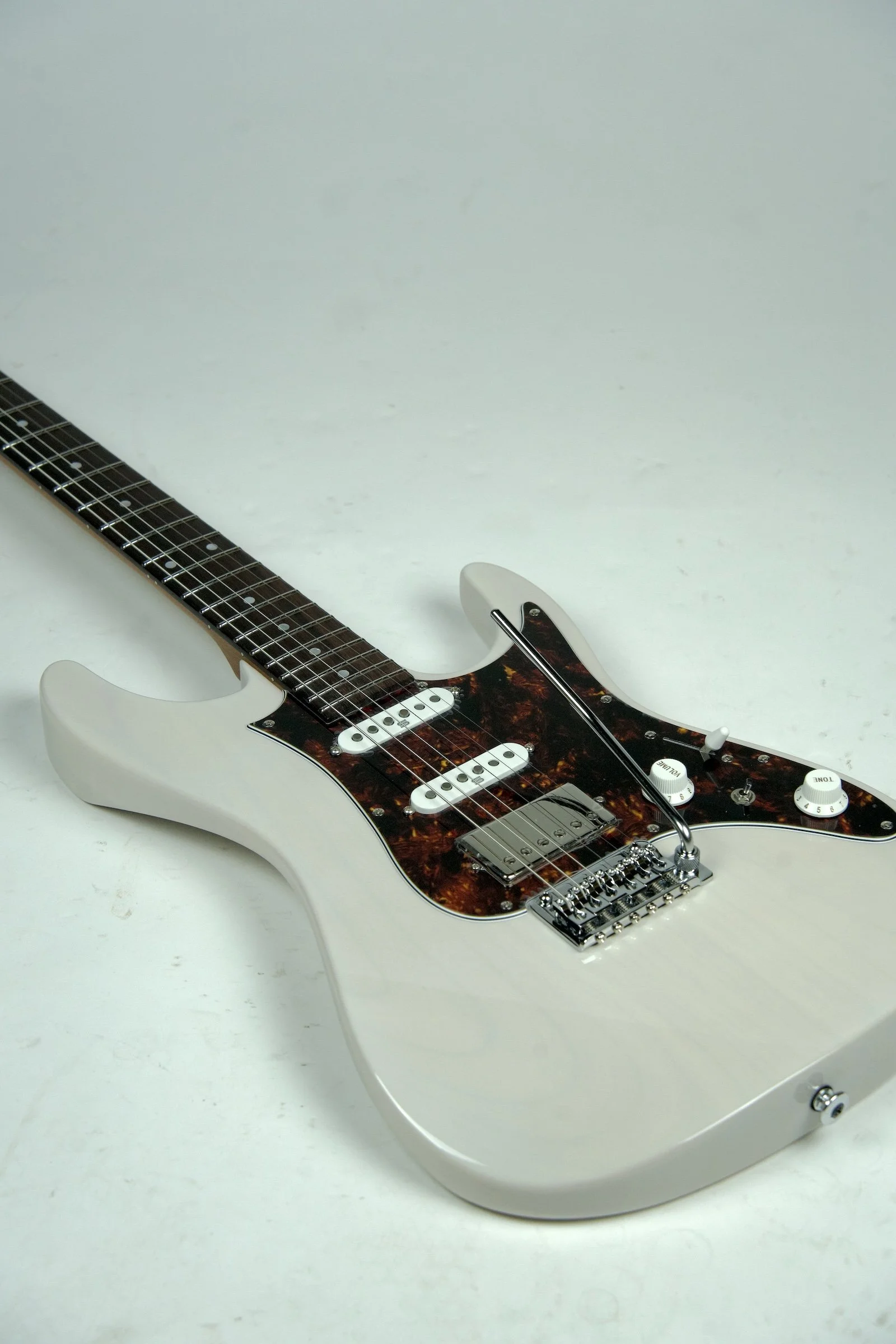 Ibanez Prestige AZ2204N Electric Guitar - Antique White Blonde21.jpeg