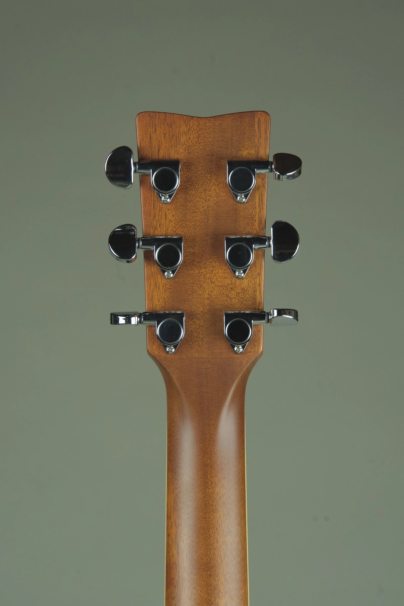 Yamaha FS820 Acoustic Guitar6.jpeg